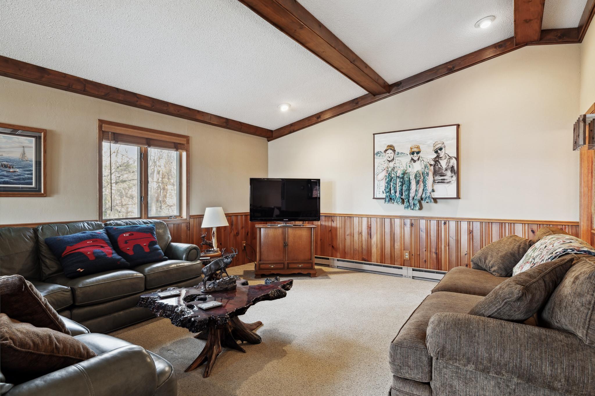 12037 Northgate Lane