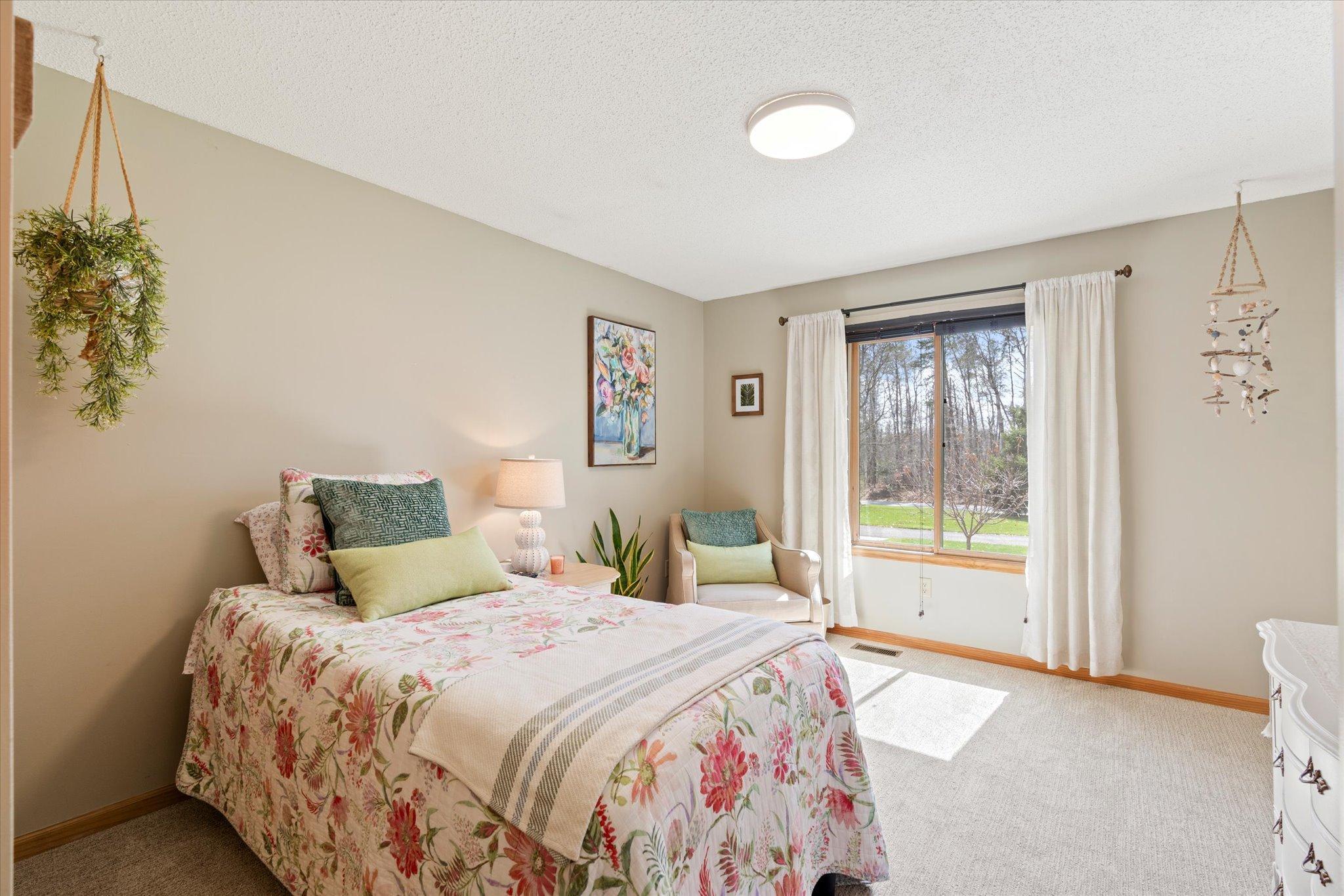 7772 Chickasaw Circle