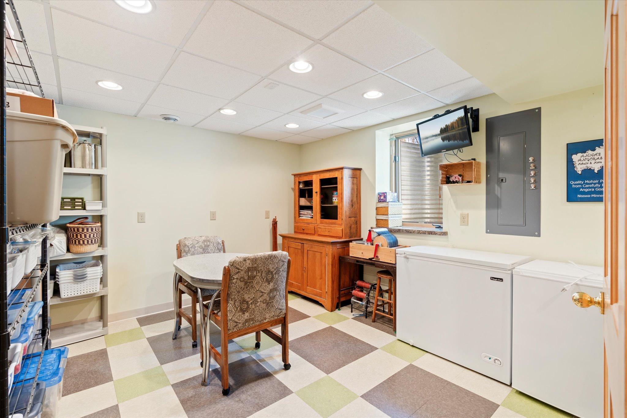 7772 Chickasaw Circle
