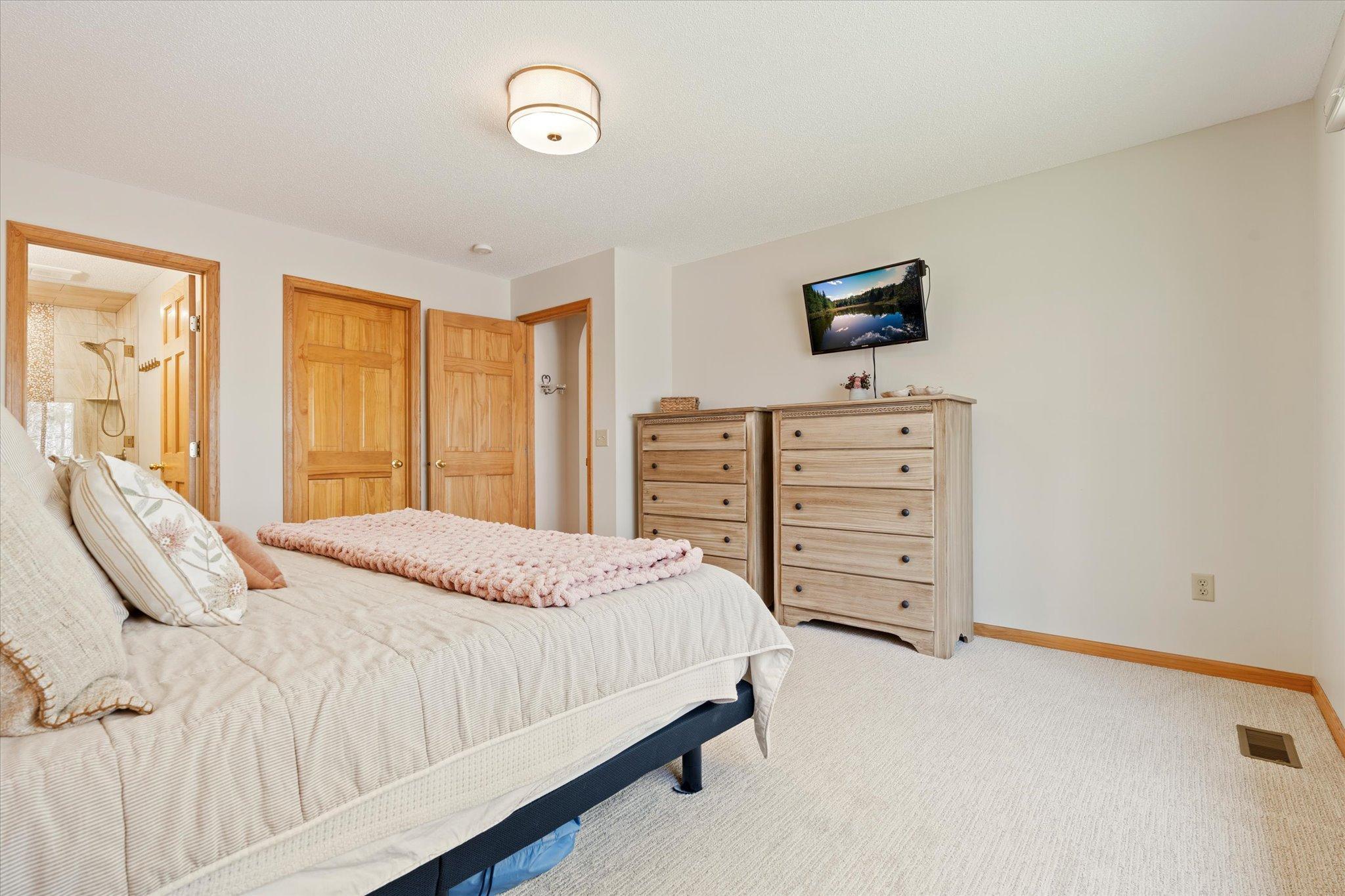7772 Chickasaw Circle