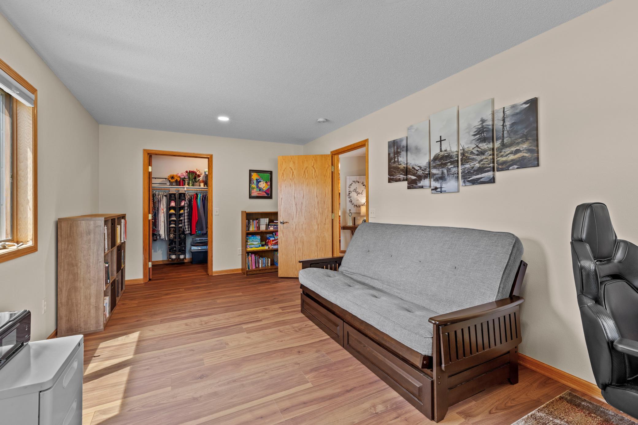 2520 Crestview Lane