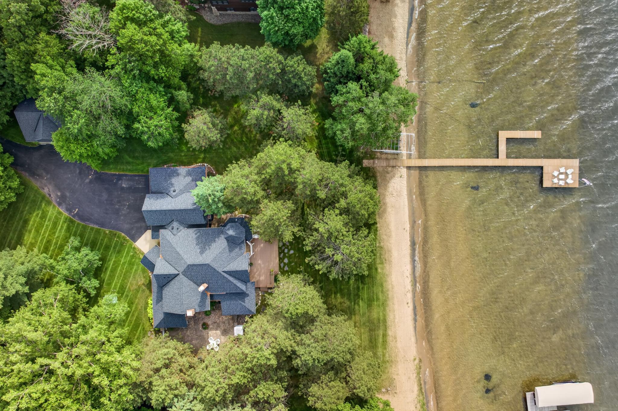10443 Wabigoniss Shores