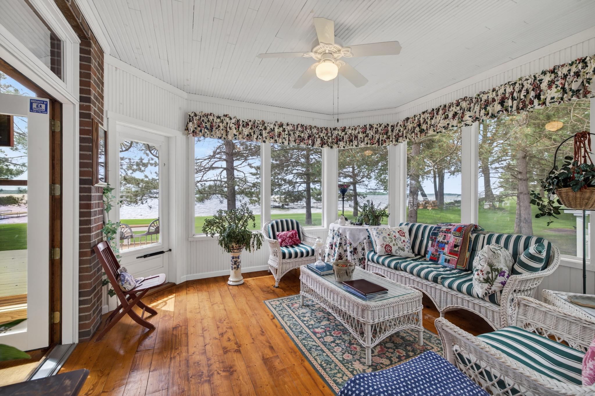 10443 Wabigoniss Shores