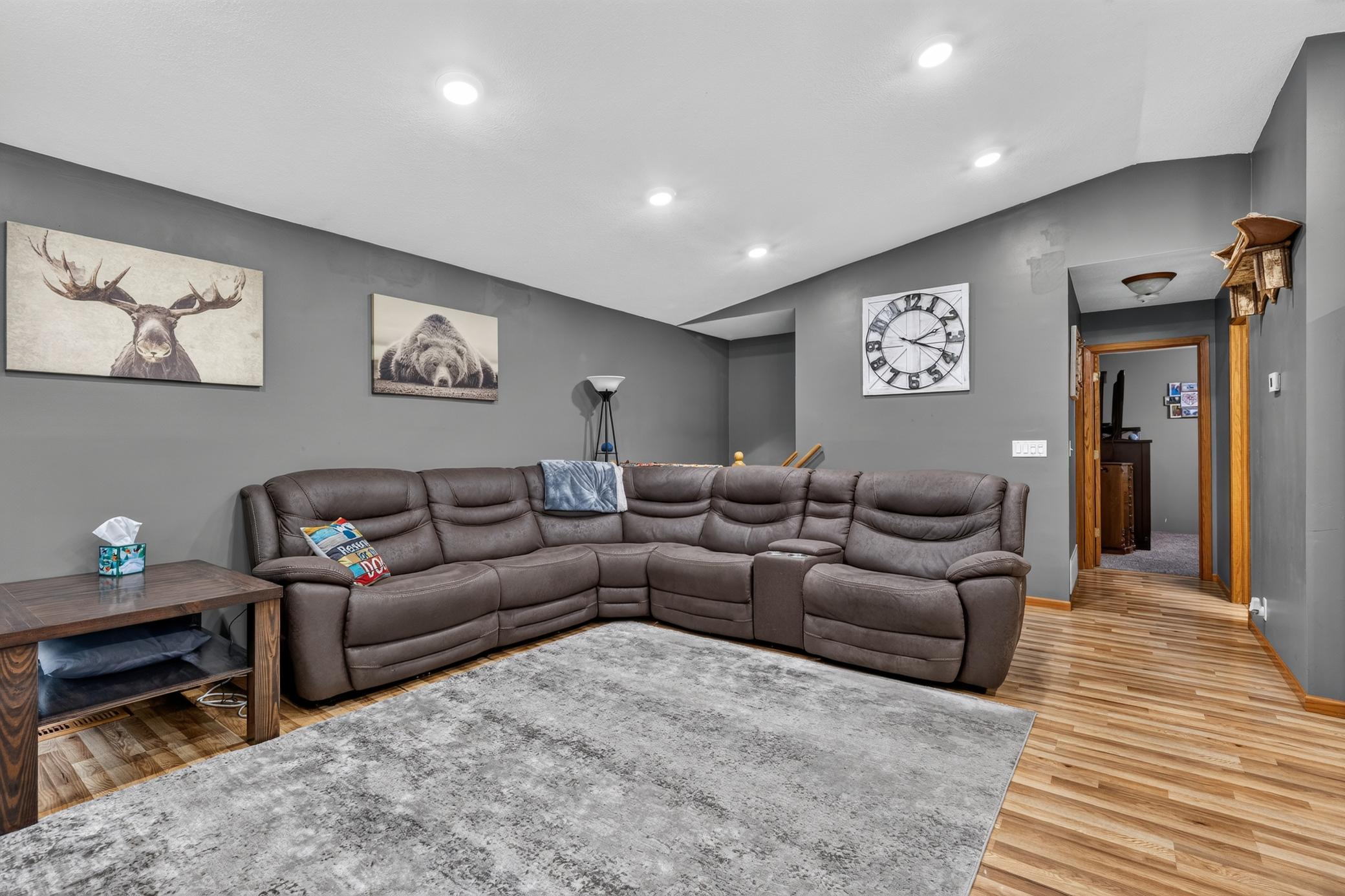 16046 Woodrow Road