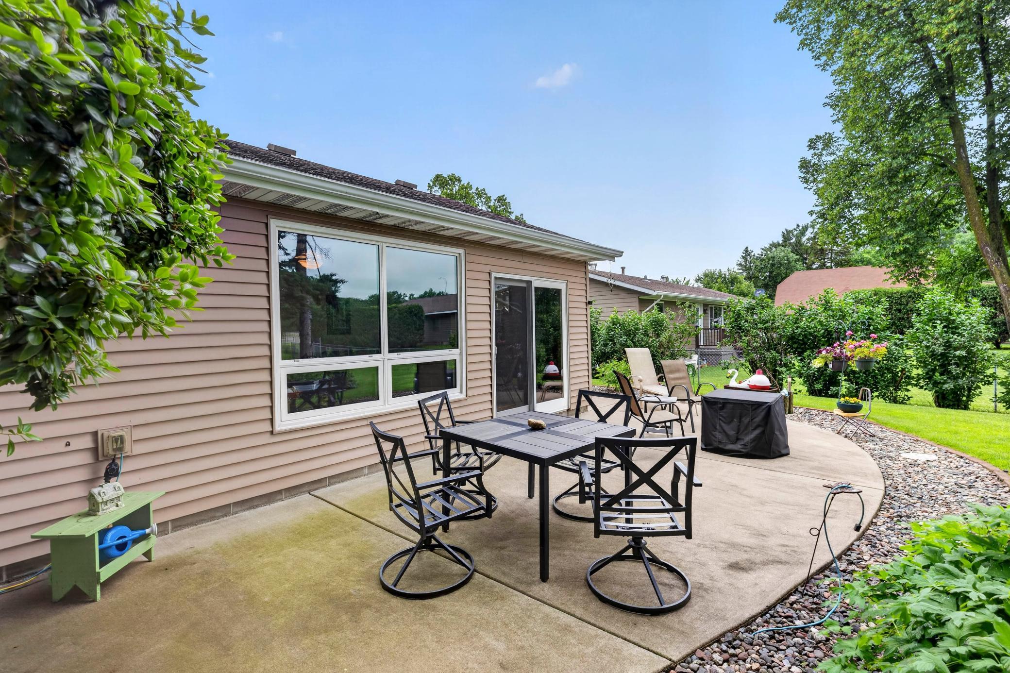 1112 Pine Tree Boulevard