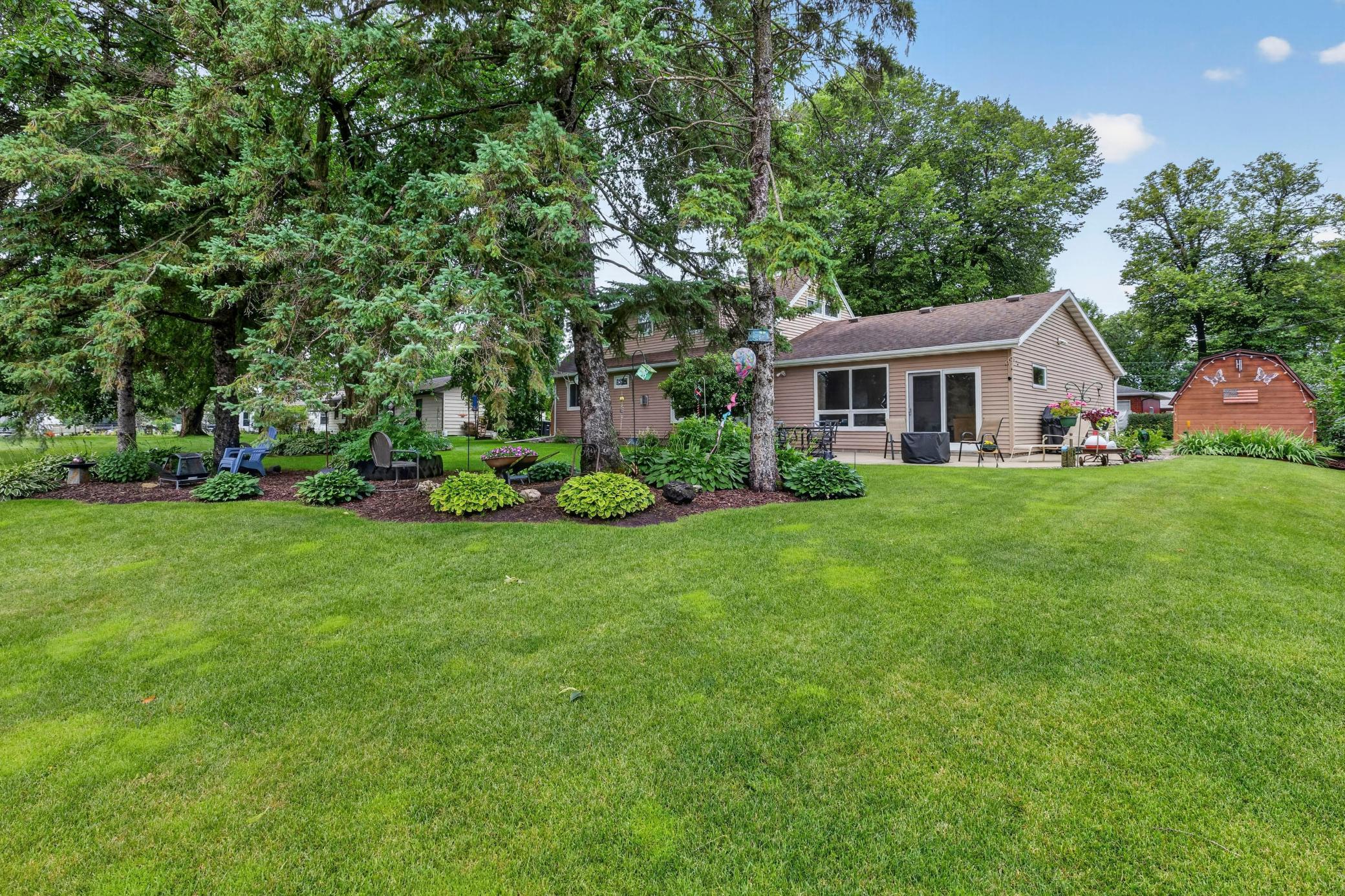 1112 Pine Tree Boulevard