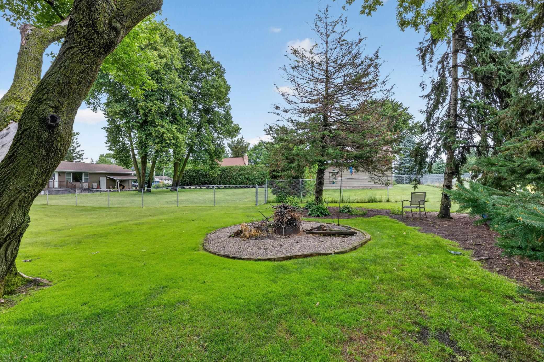 1112 Pine Tree Boulevard