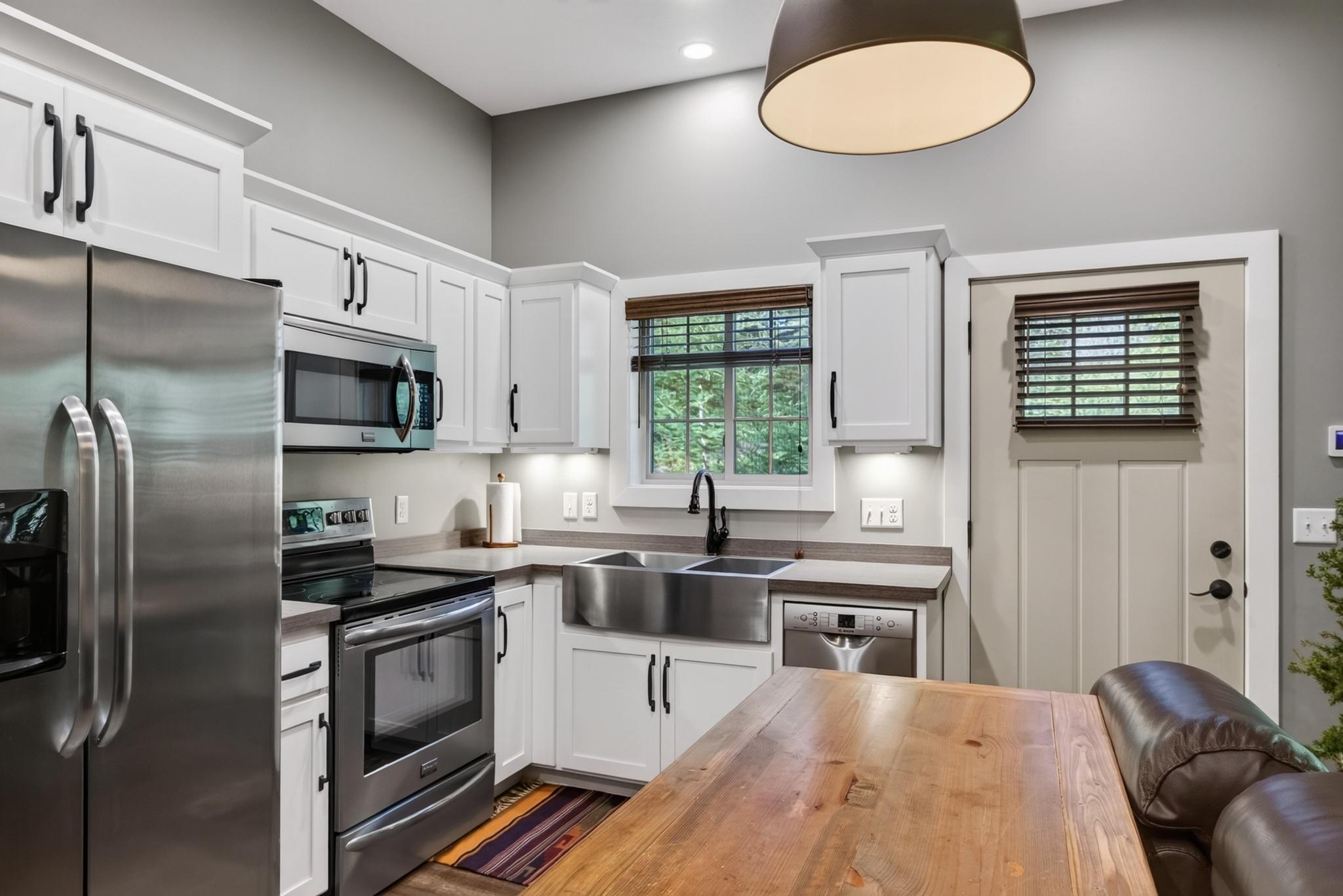 10814 Herschel River Road