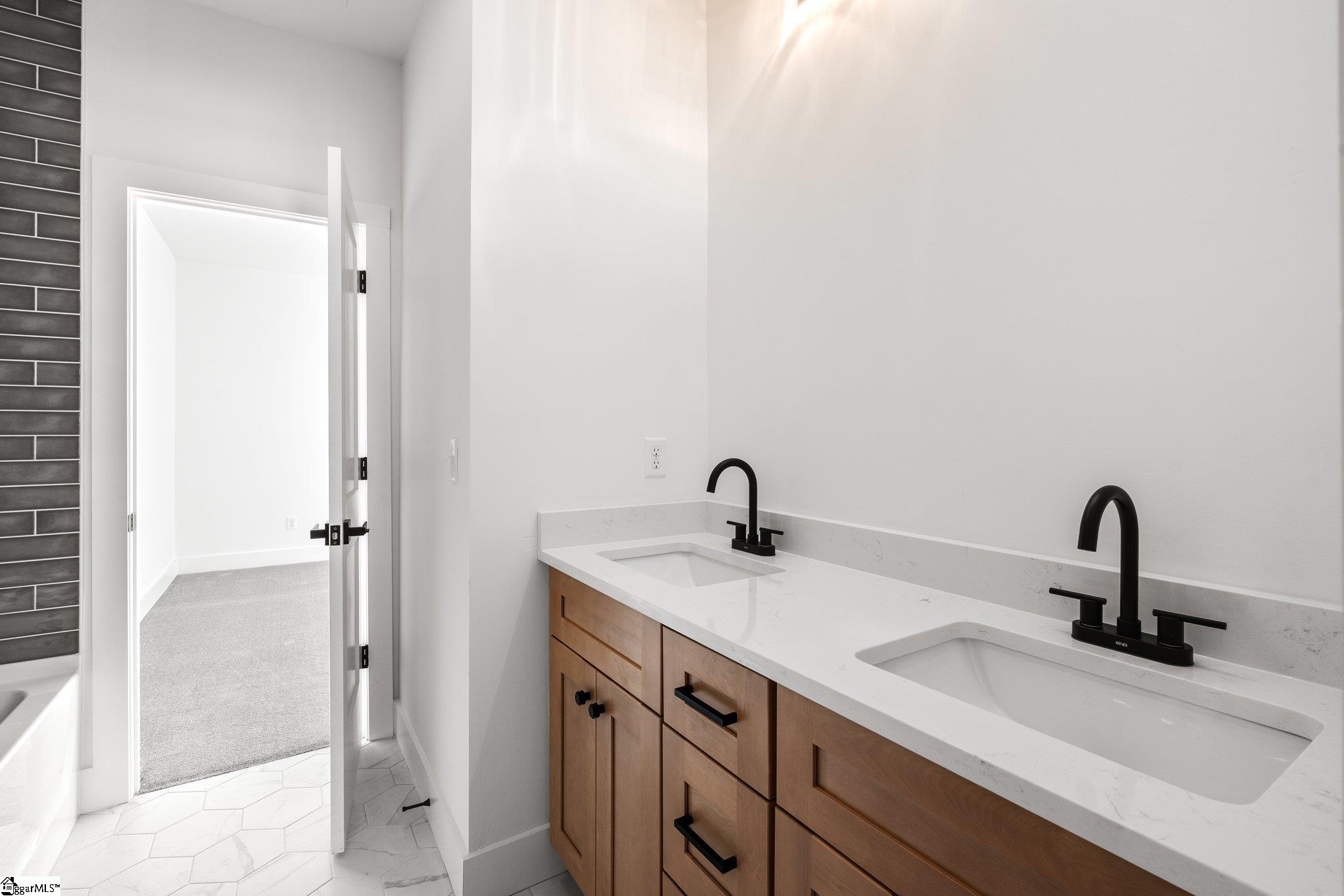 1004 Green Avenue Lot 5