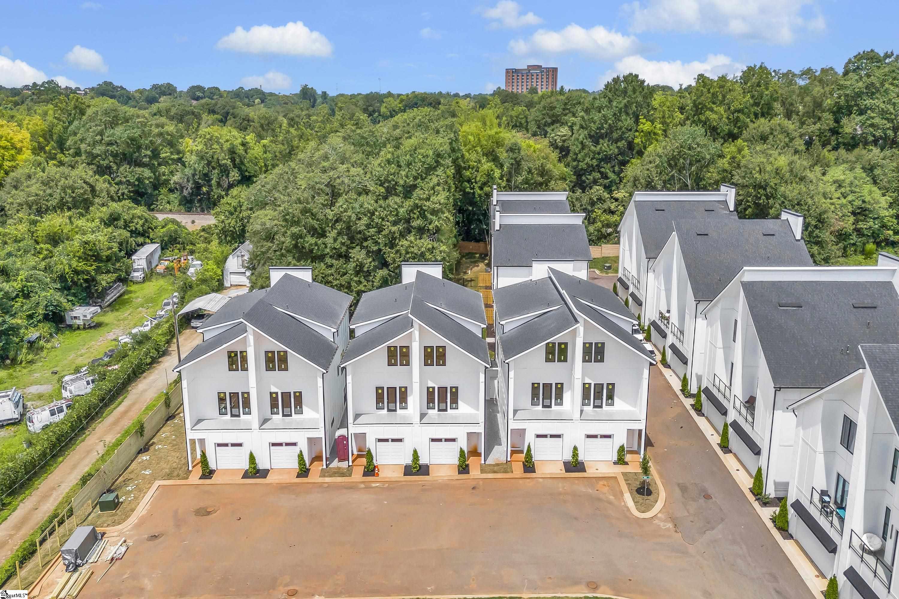 214 Ackert Way, Greenville