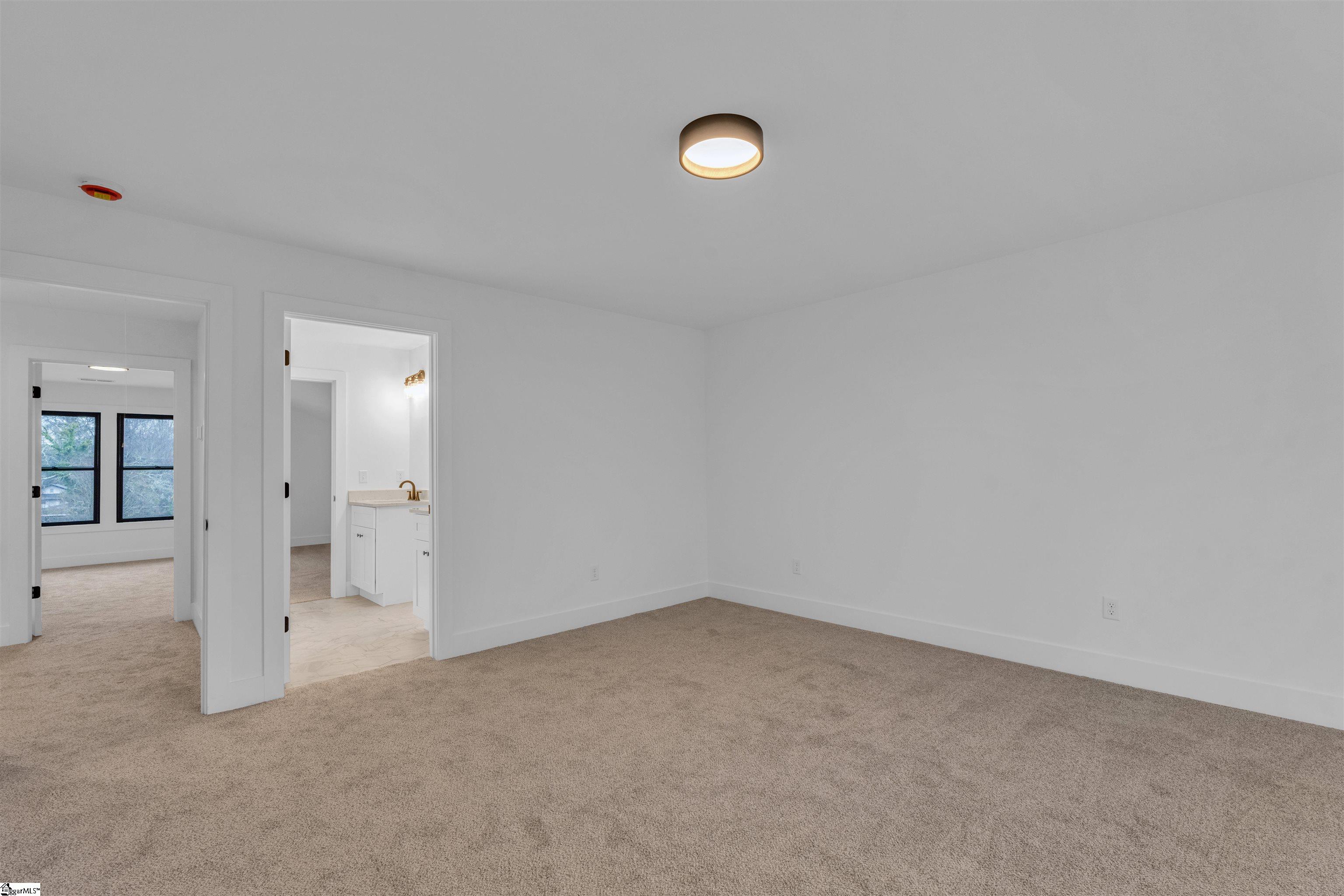 214 Ackert Way, Greenville