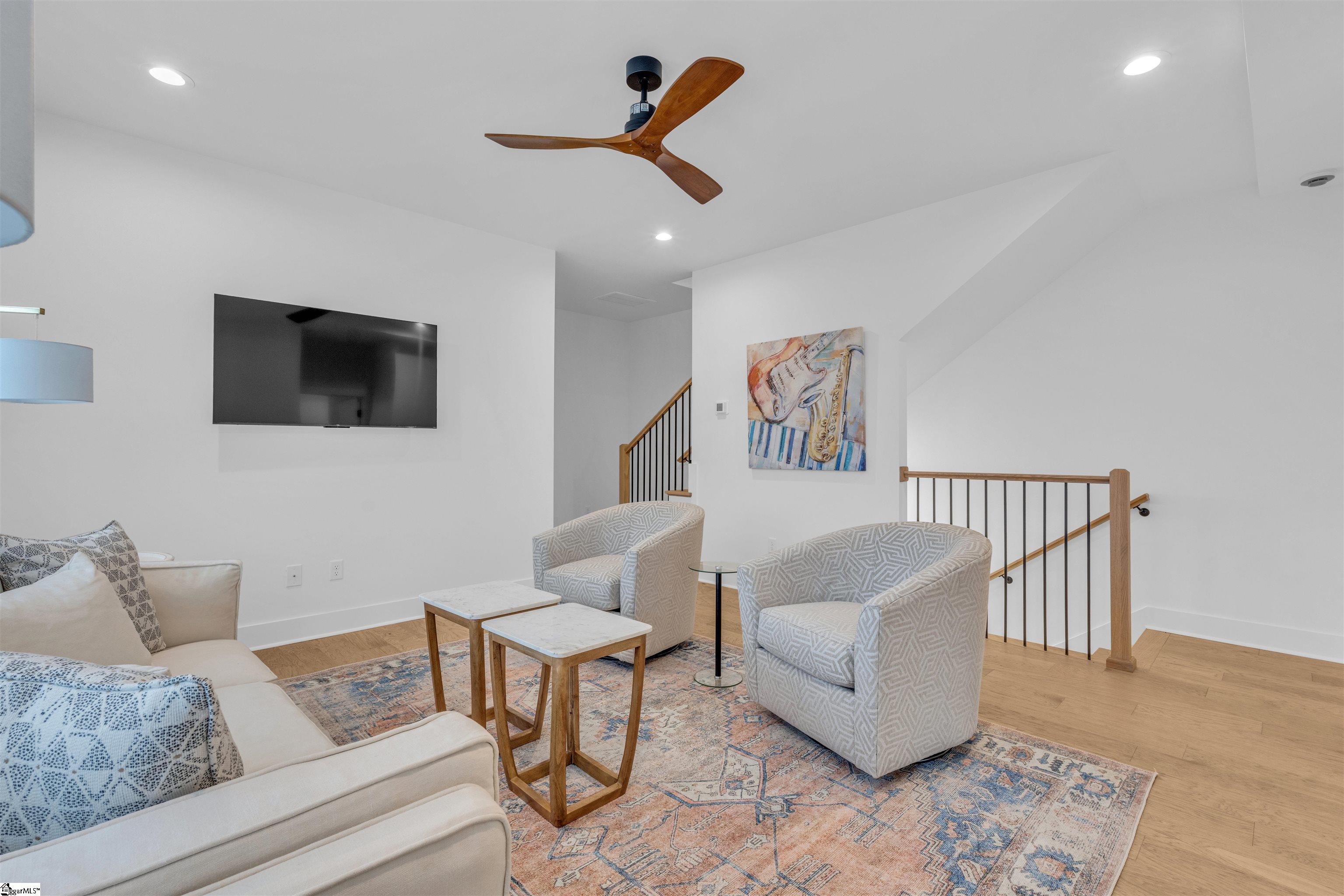 214 Ackert Way, Greenville