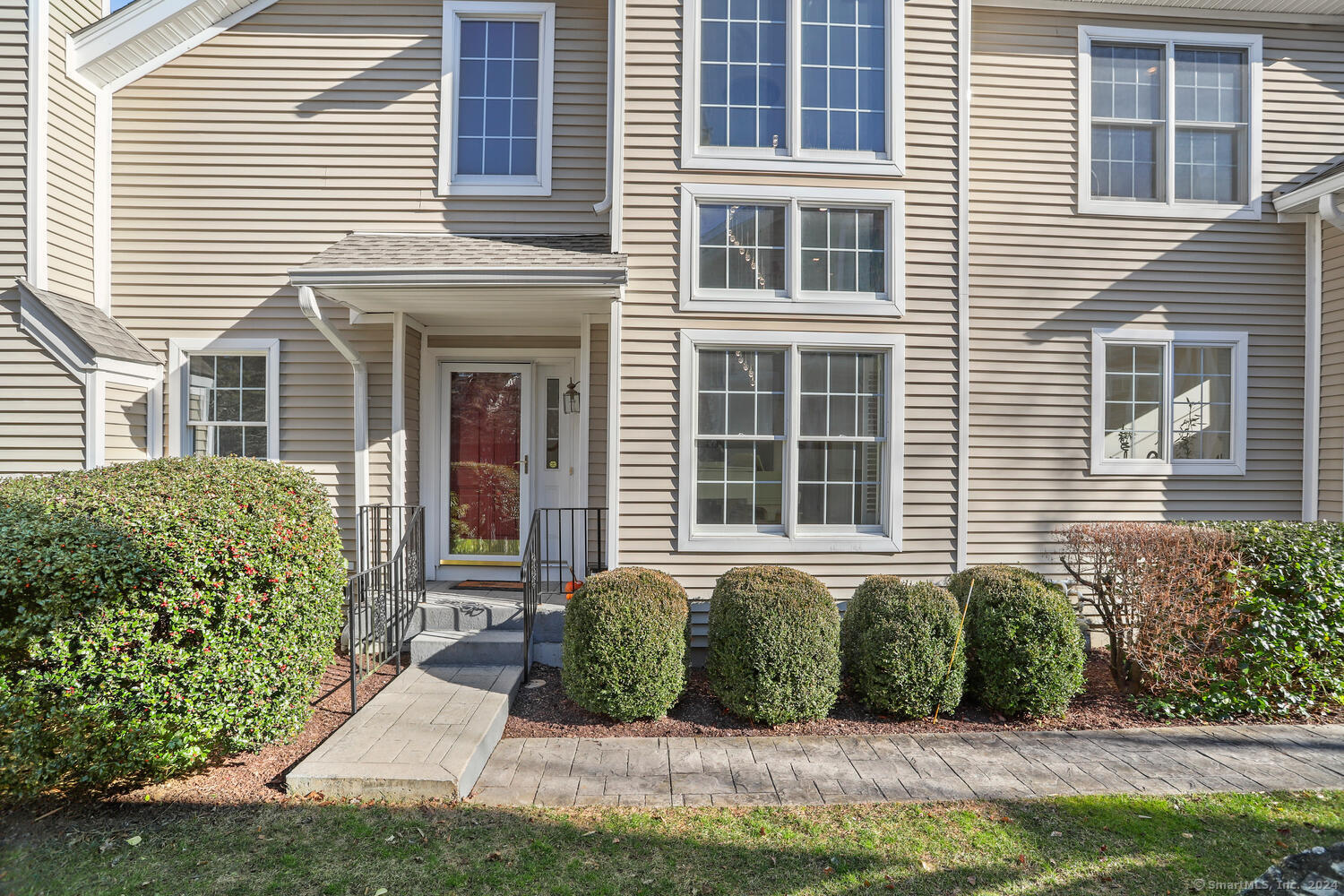42 Regency Circle 42