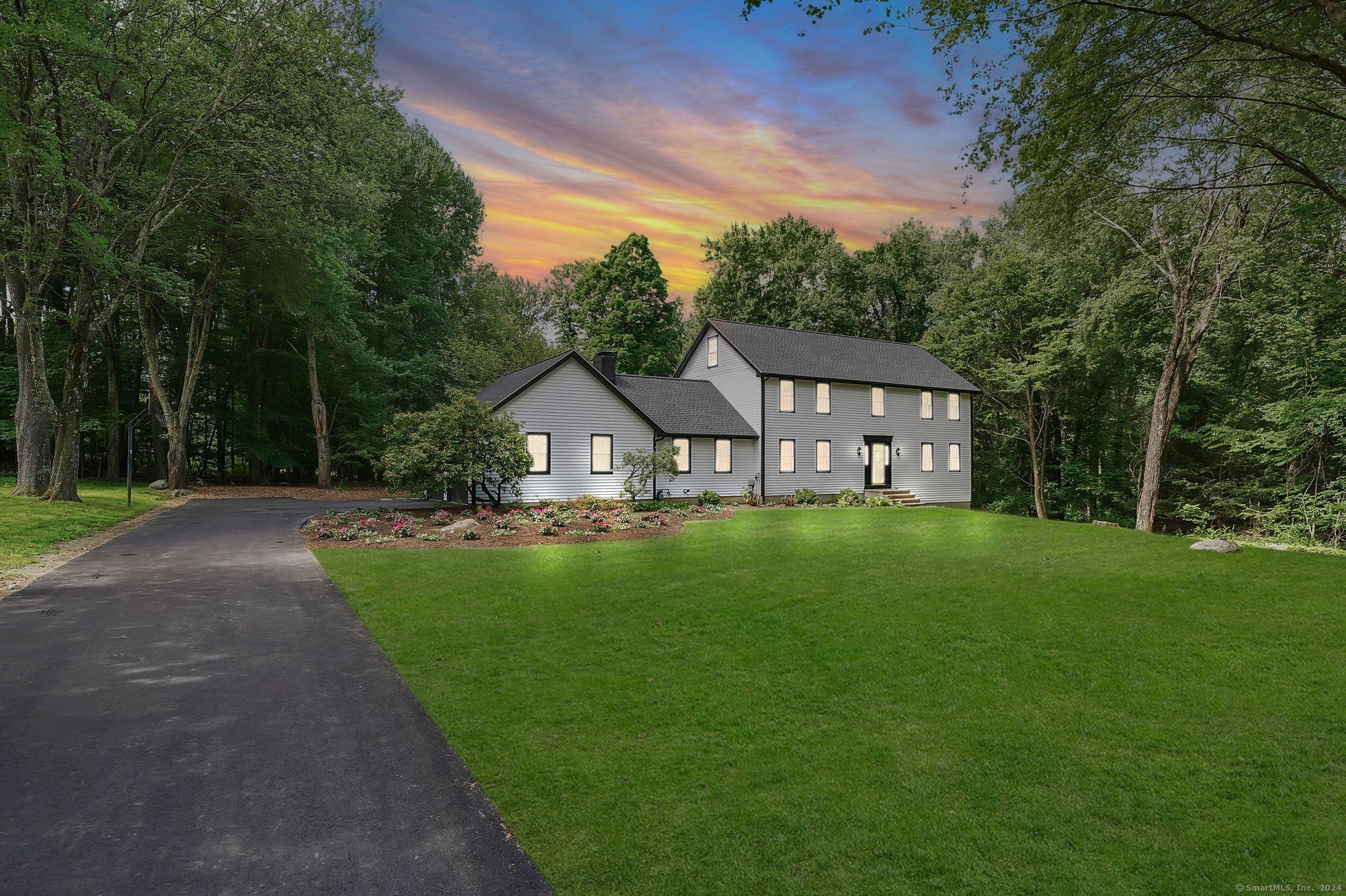 29 Colonial Drive