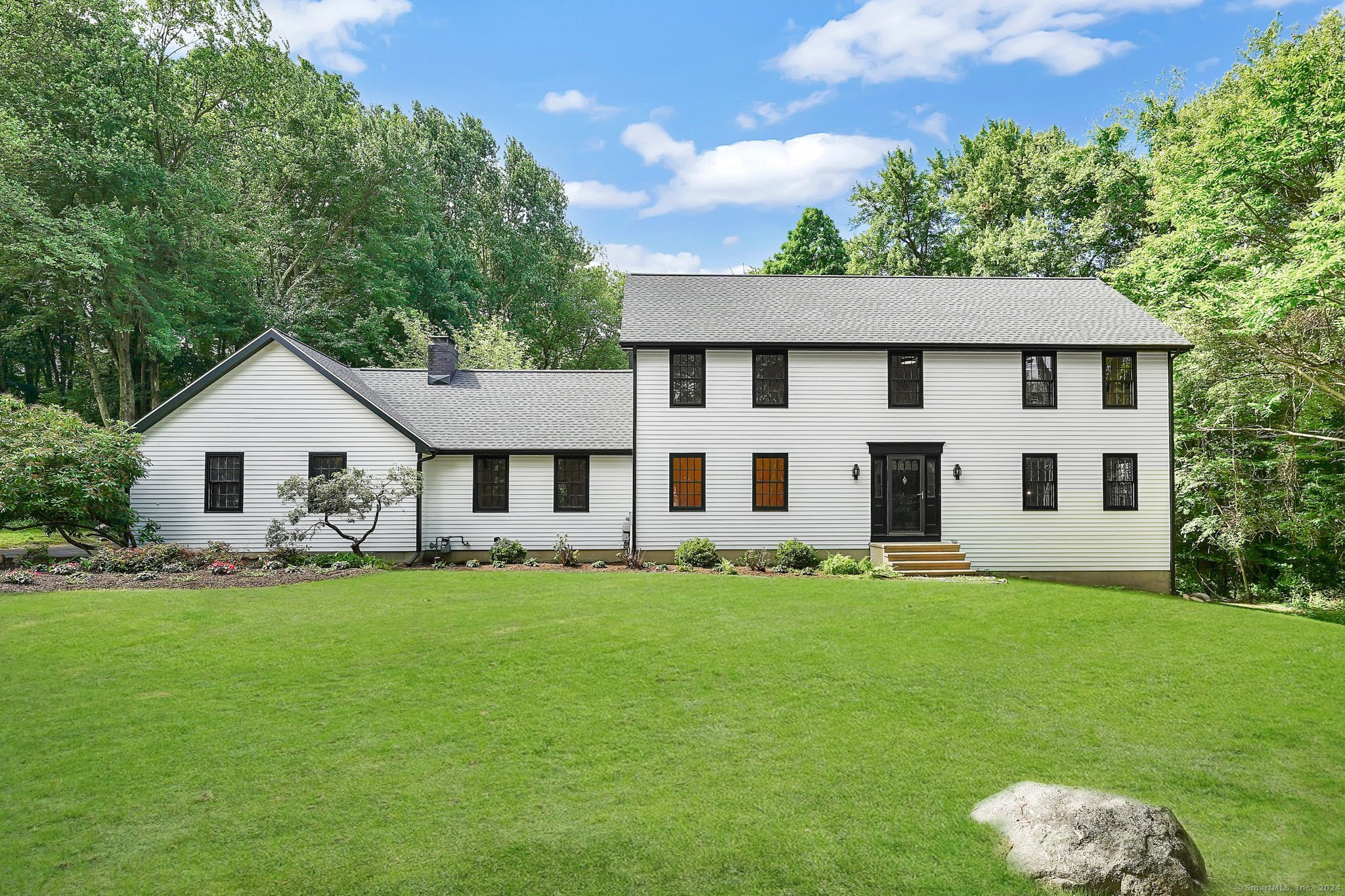29 Colonial Drive