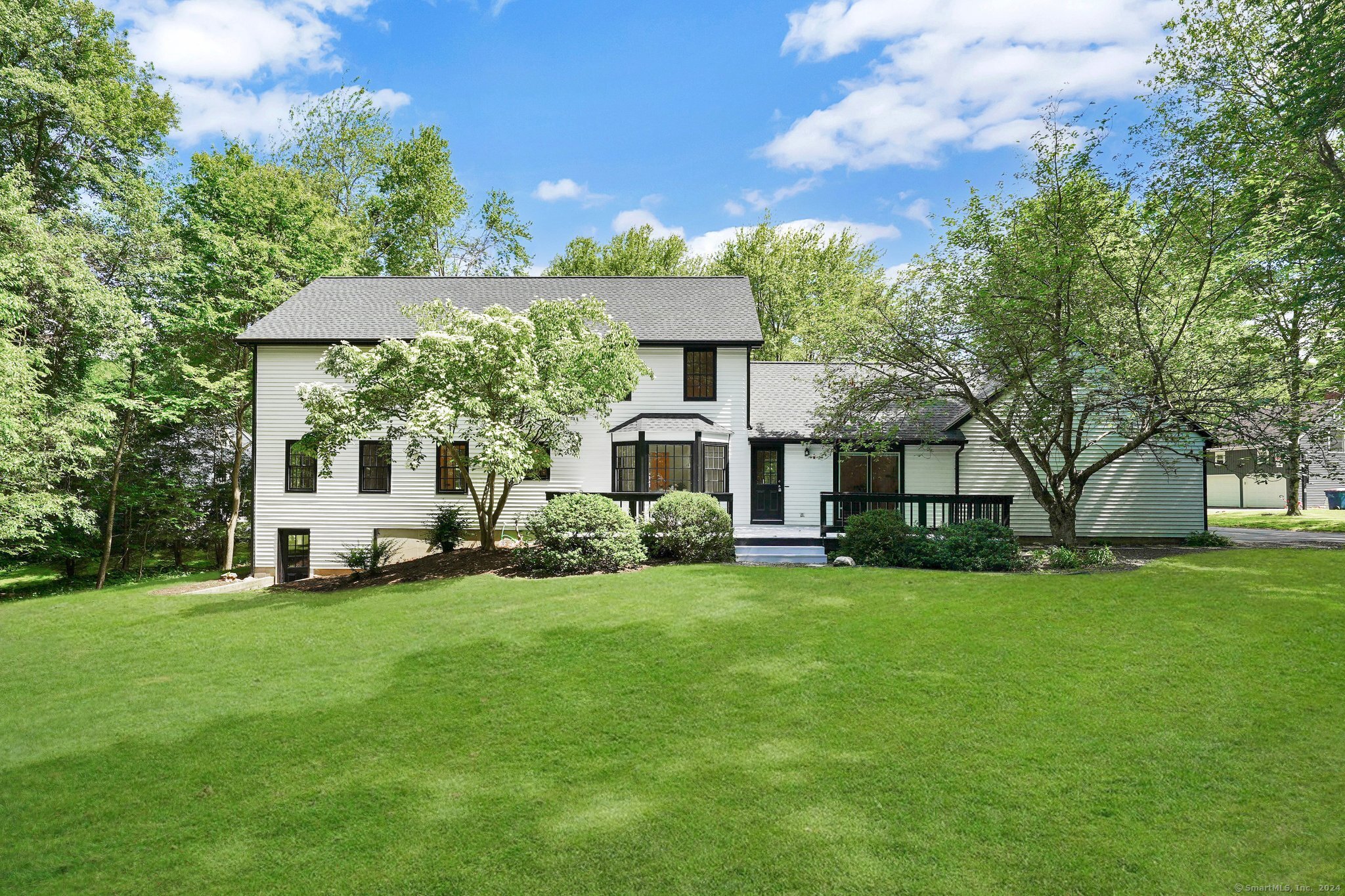 29 Colonial Drive