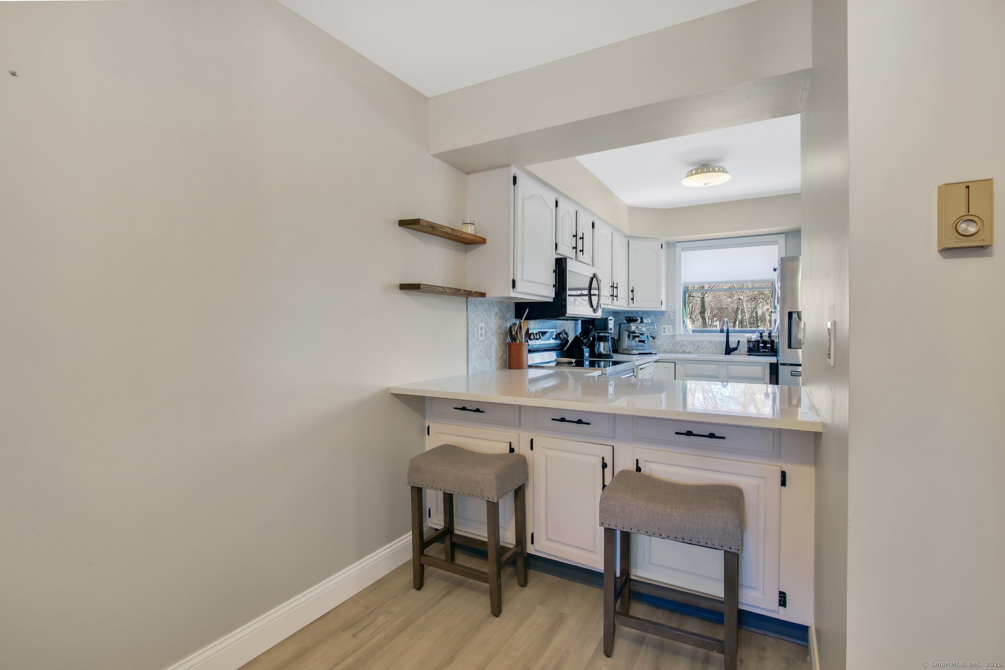 136 Newtown Avenue APT 6