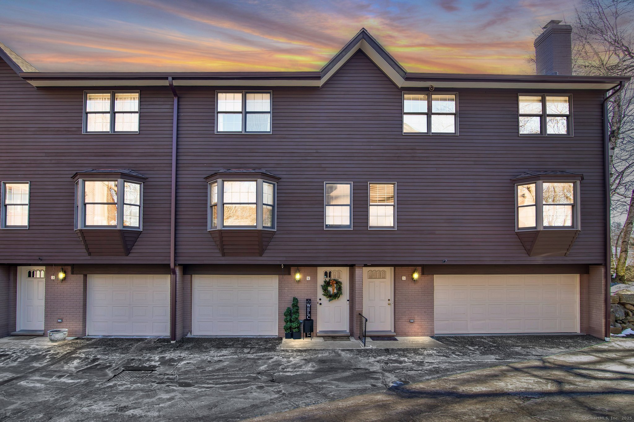 136 Newtown Avenue APT 6