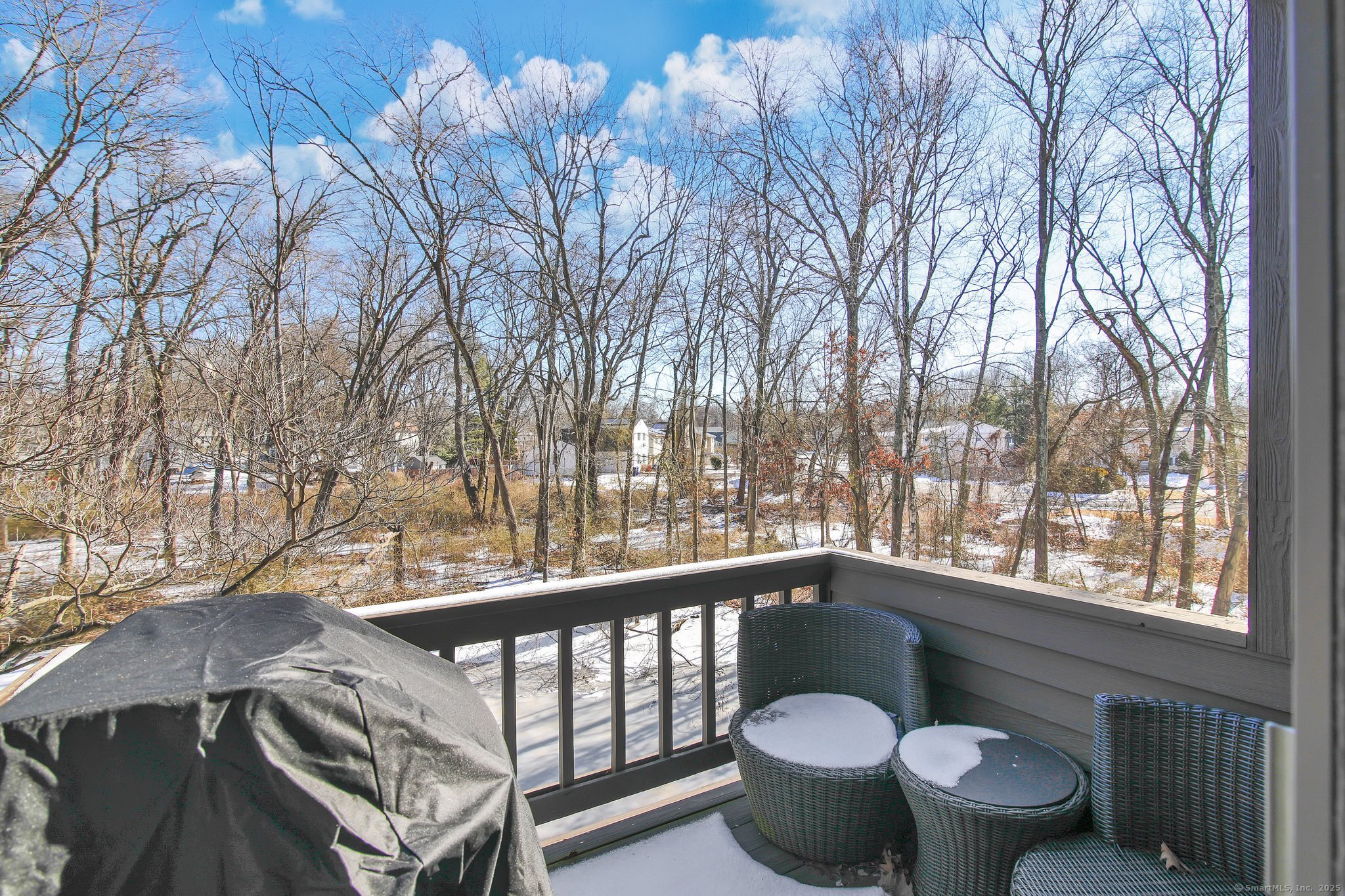 136 Newtown Avenue APT 6