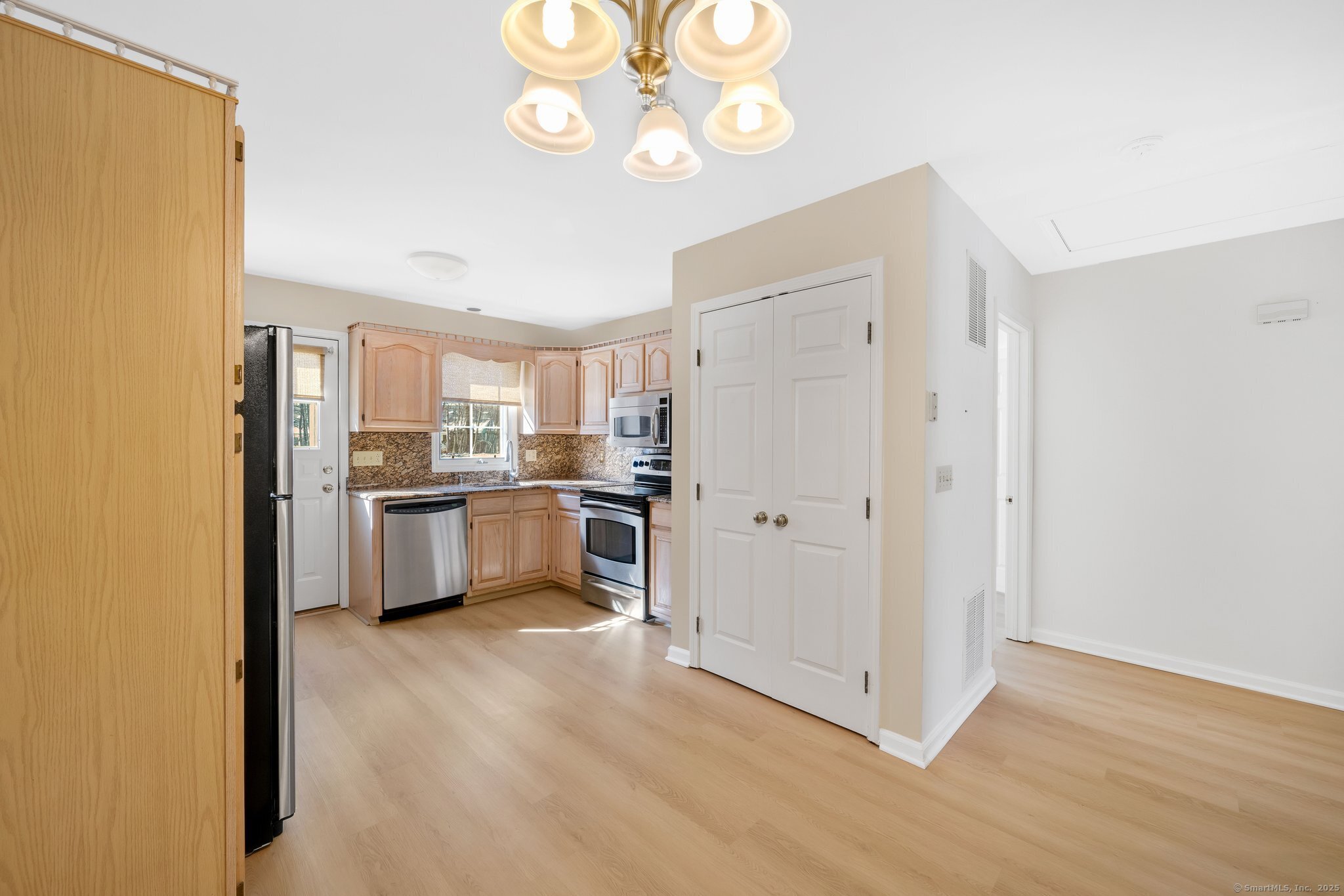 142 Highland Drive 142