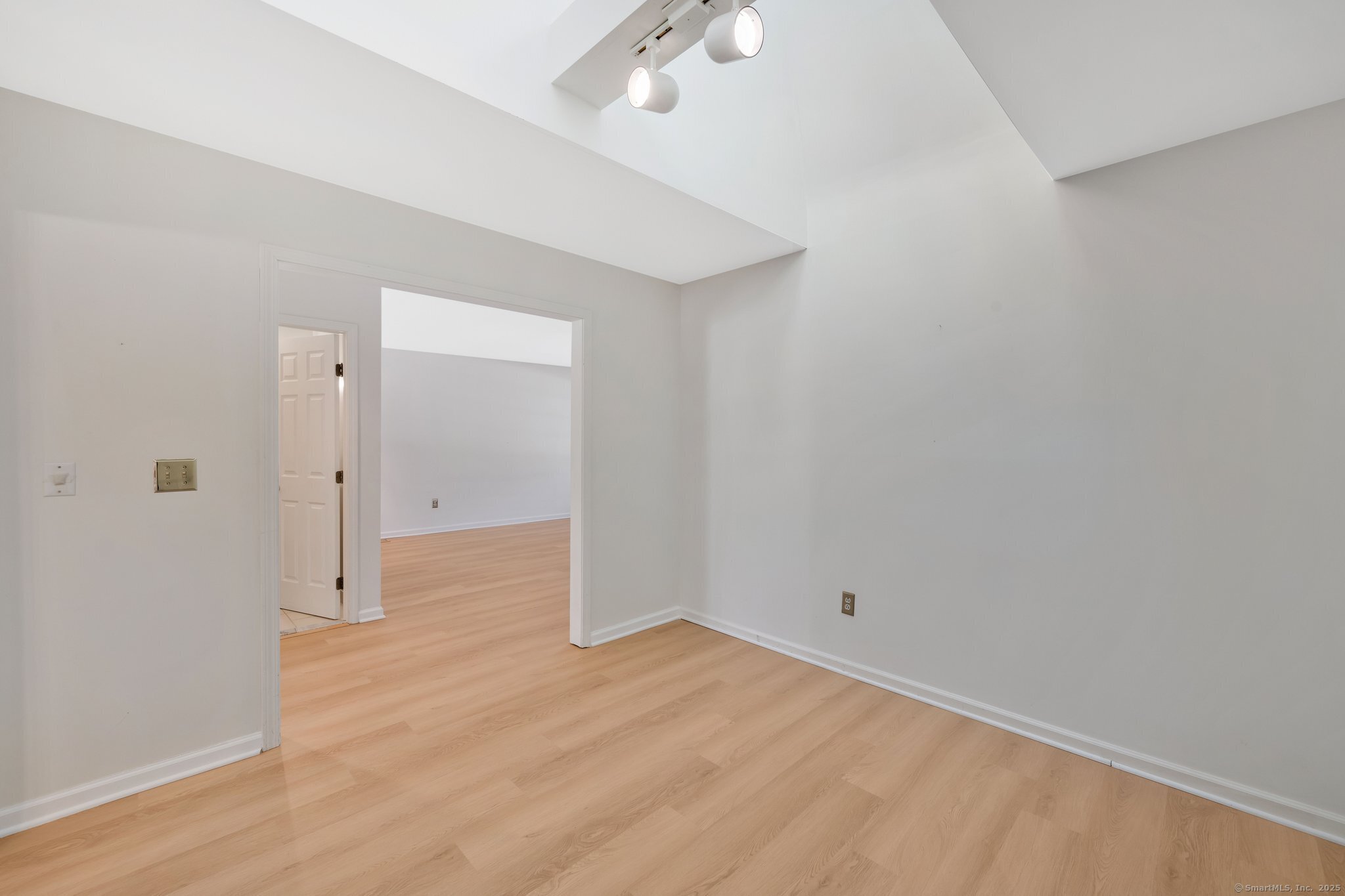 142 Highland Drive 142