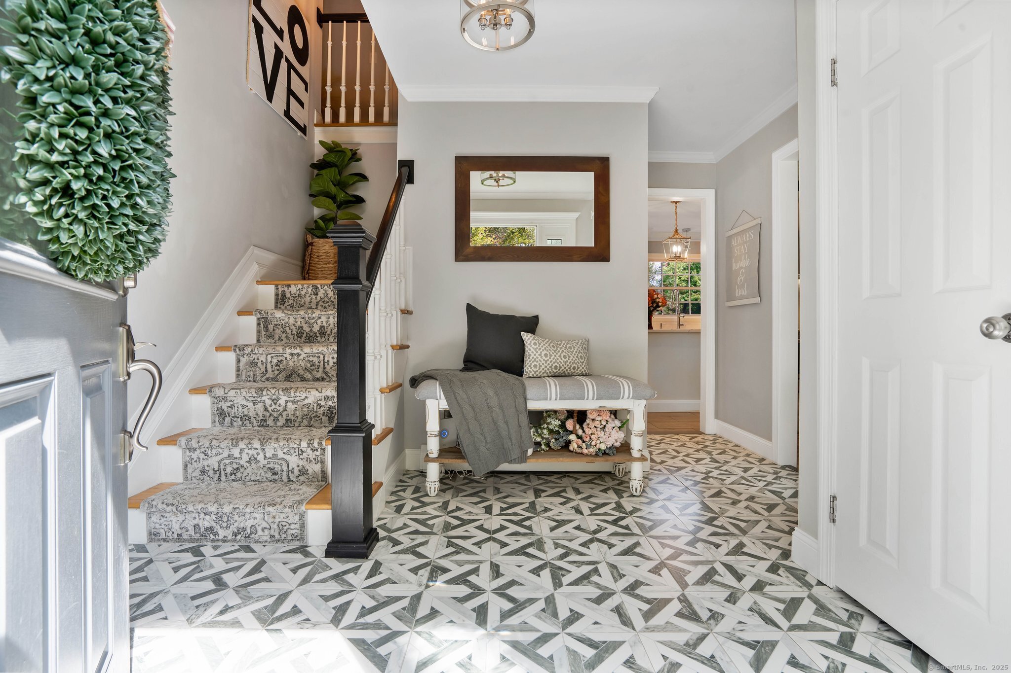 25 Deerfield Lane
