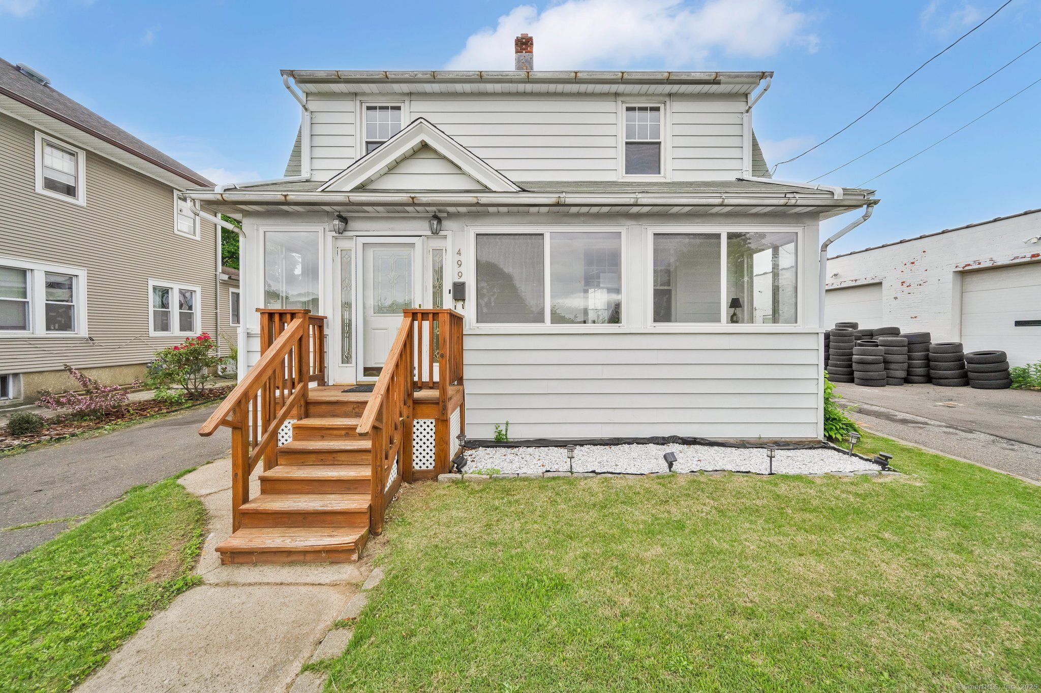 499 Sherwood Place