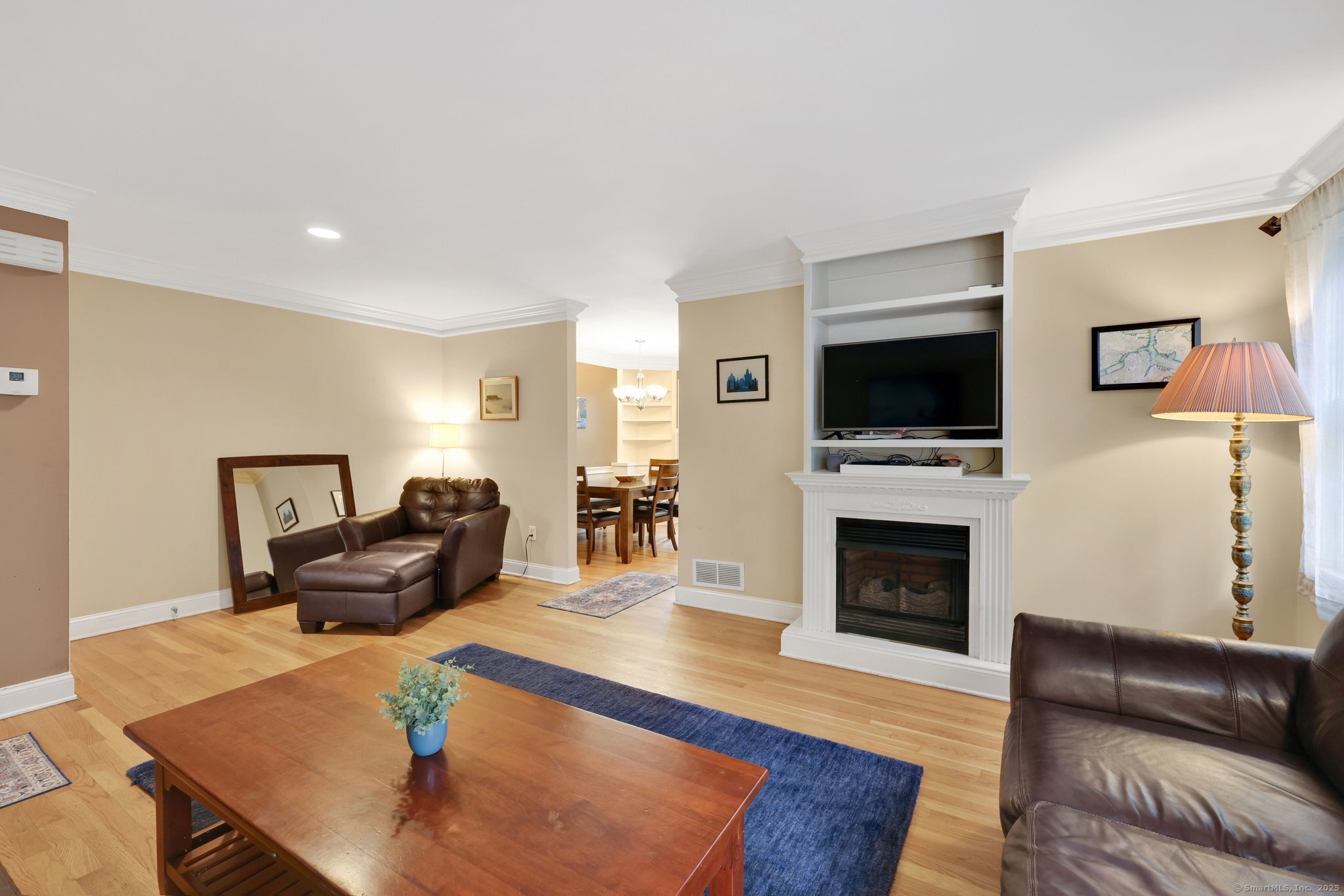 668 Kings Highway West 668