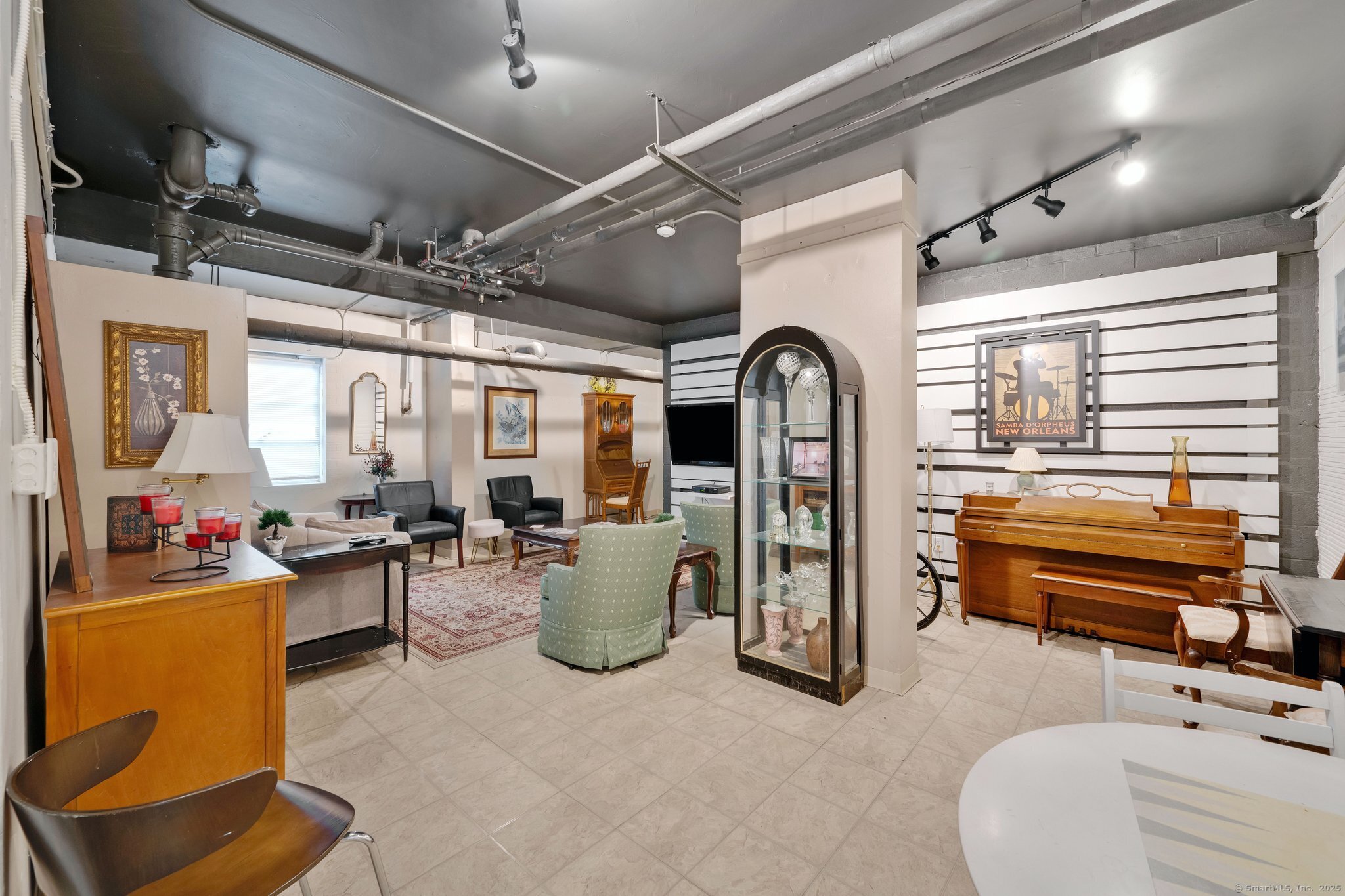 80 Cartright Street 8E