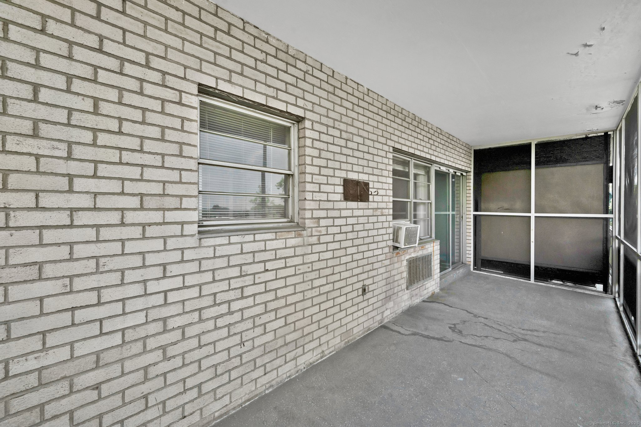 80 Cartright Street 8E