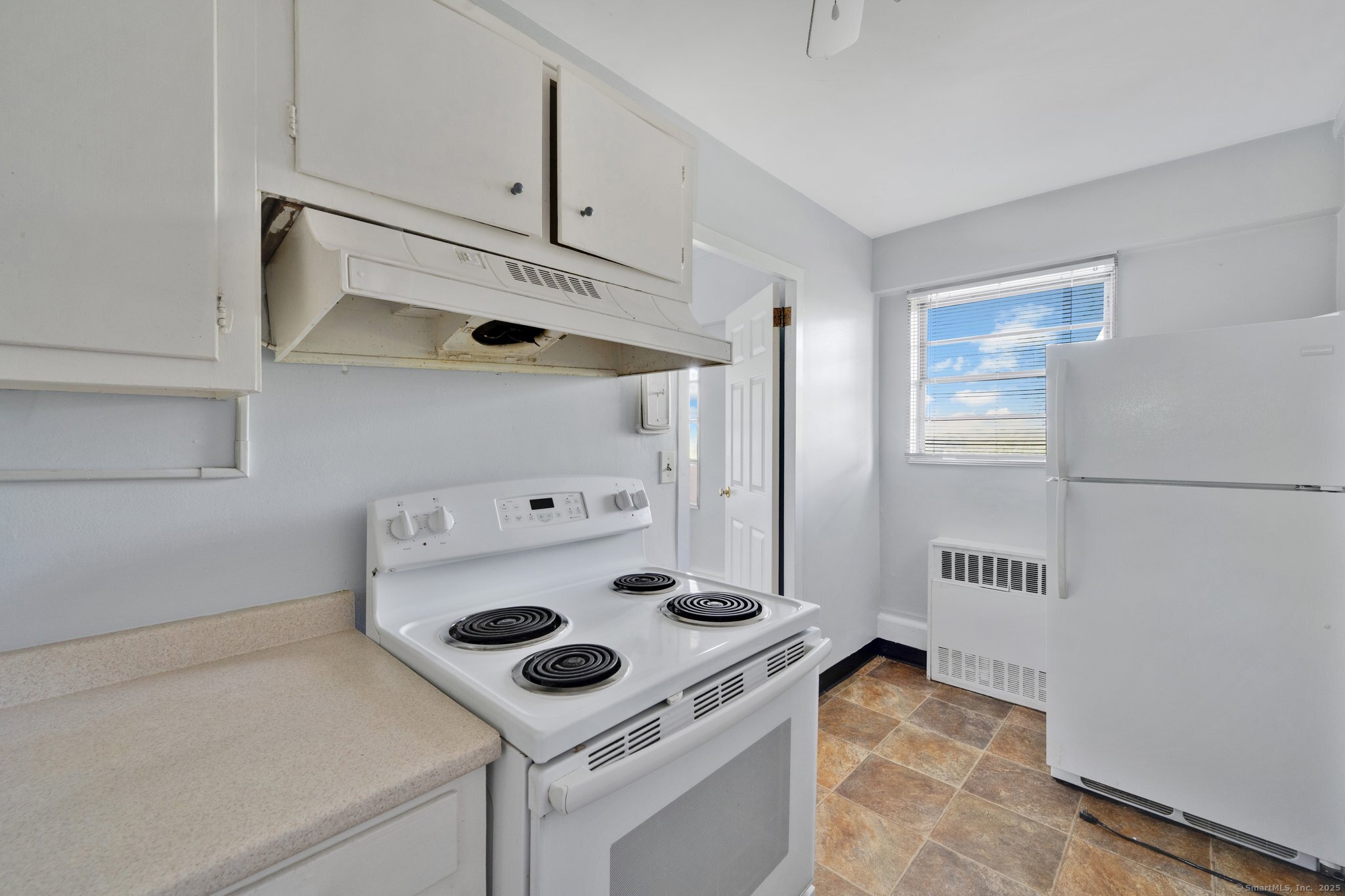 80 Cartright Street 8E