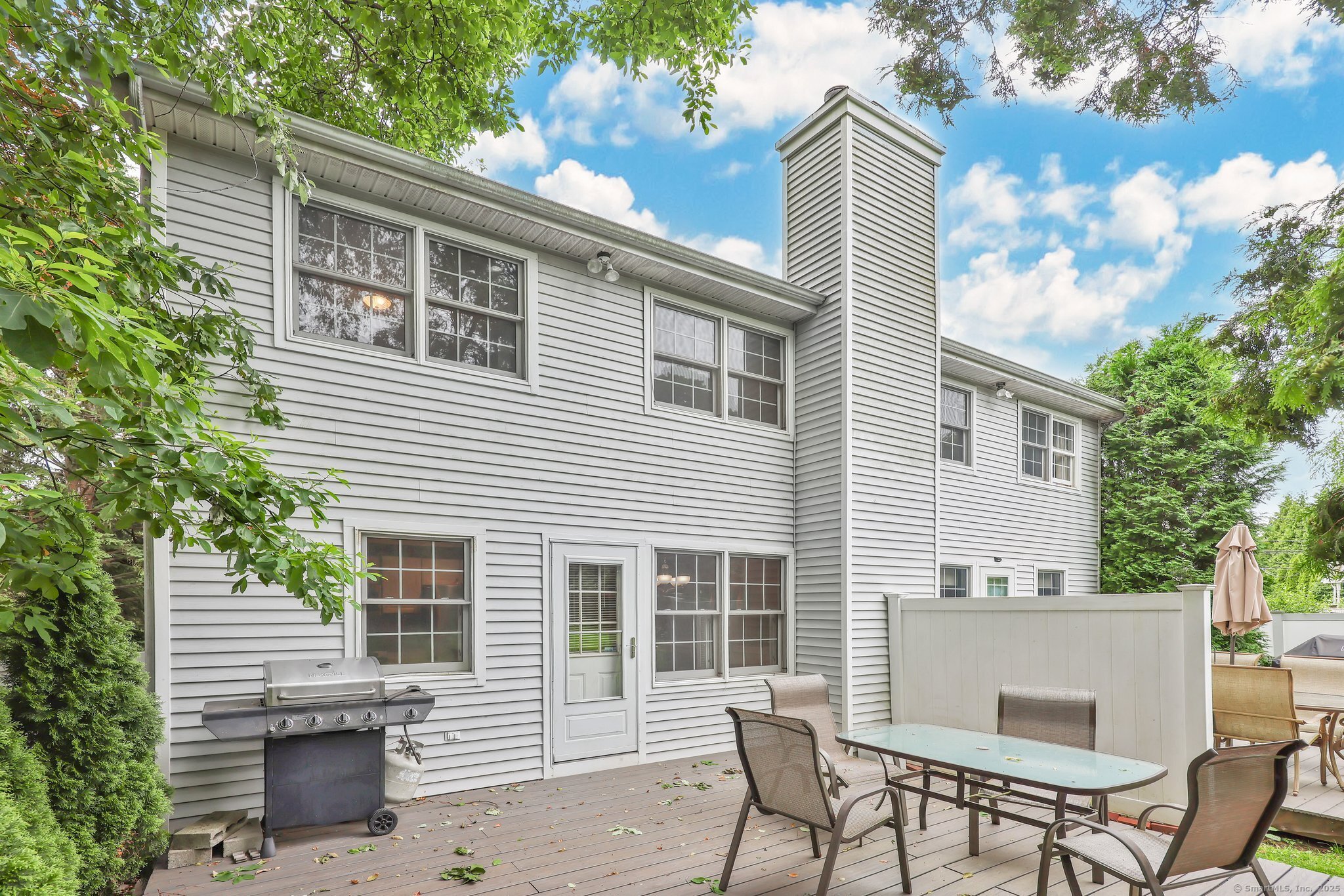 668 Kings Highway West 668