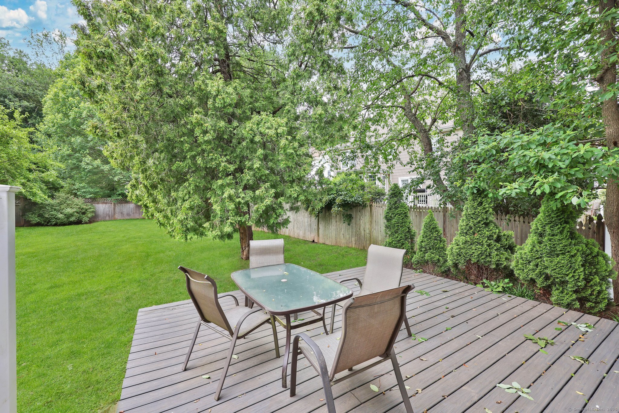 668 Kings Highway West 668