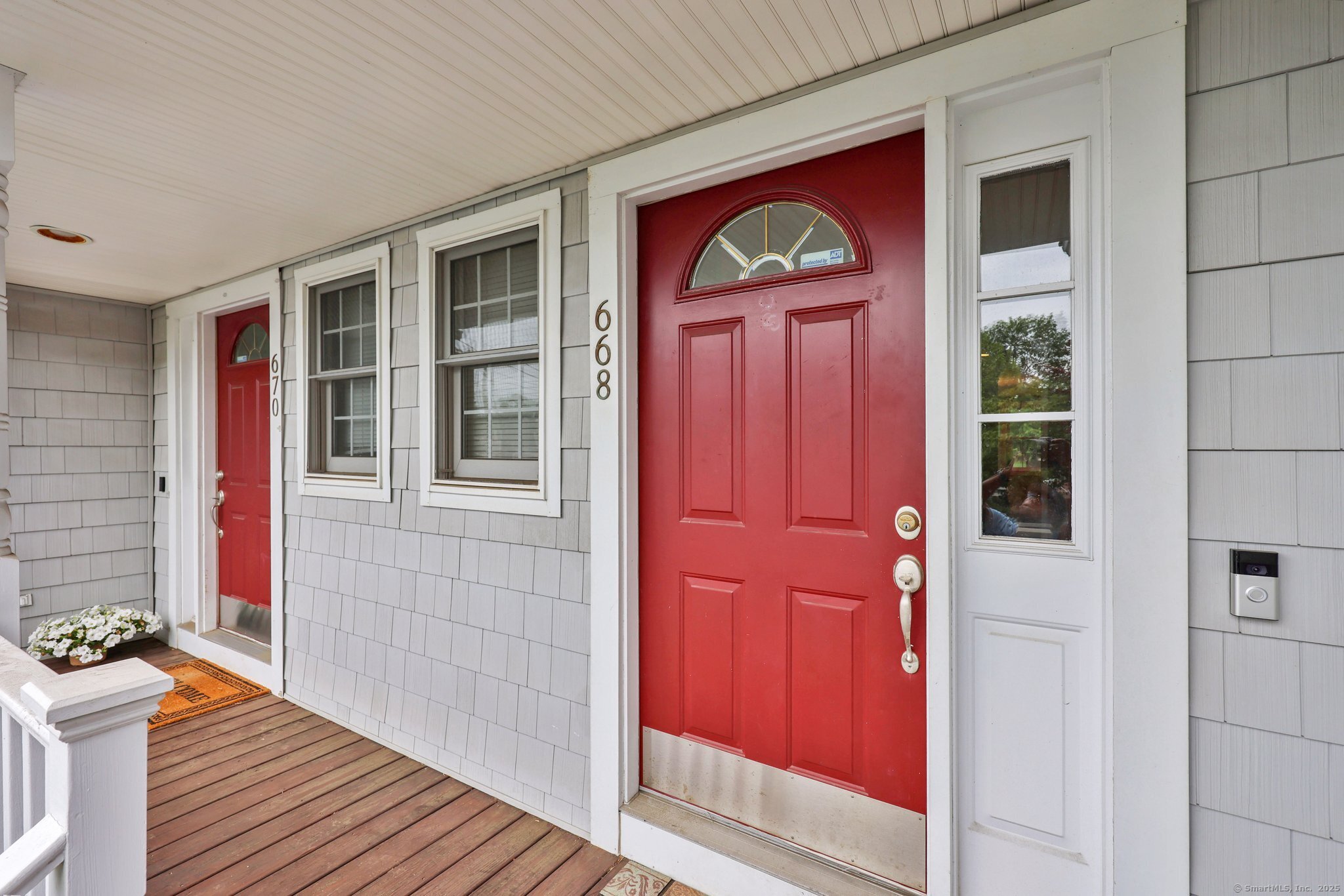 668 Kings Highway West 668