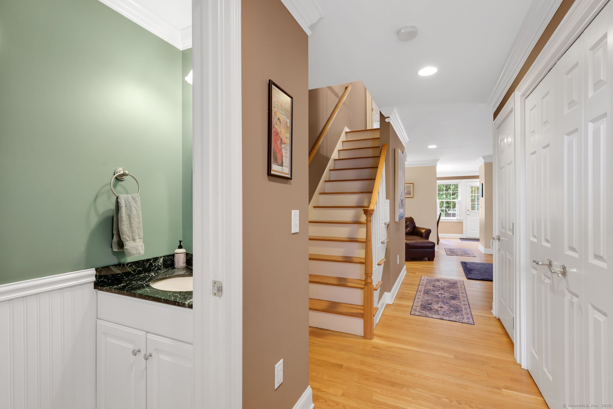 668 Kings Highway West 668