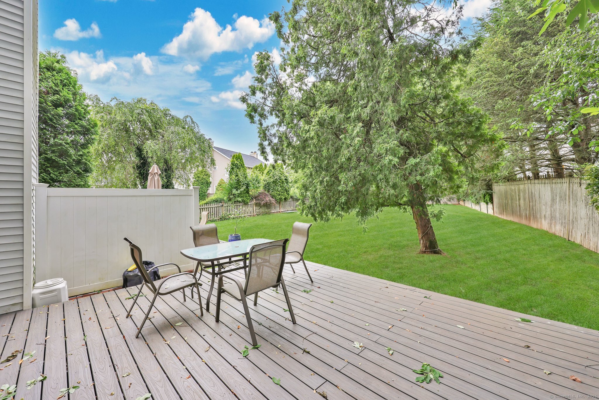 668 Kings Highway West 668