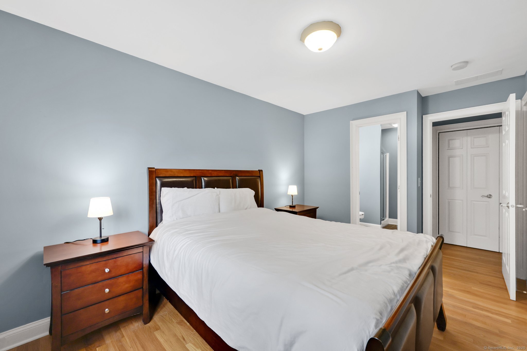 668 Kings Highway West 668
