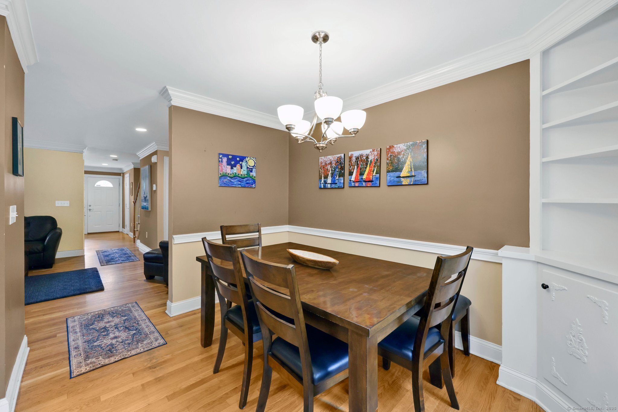 668 Kings Highway West 668