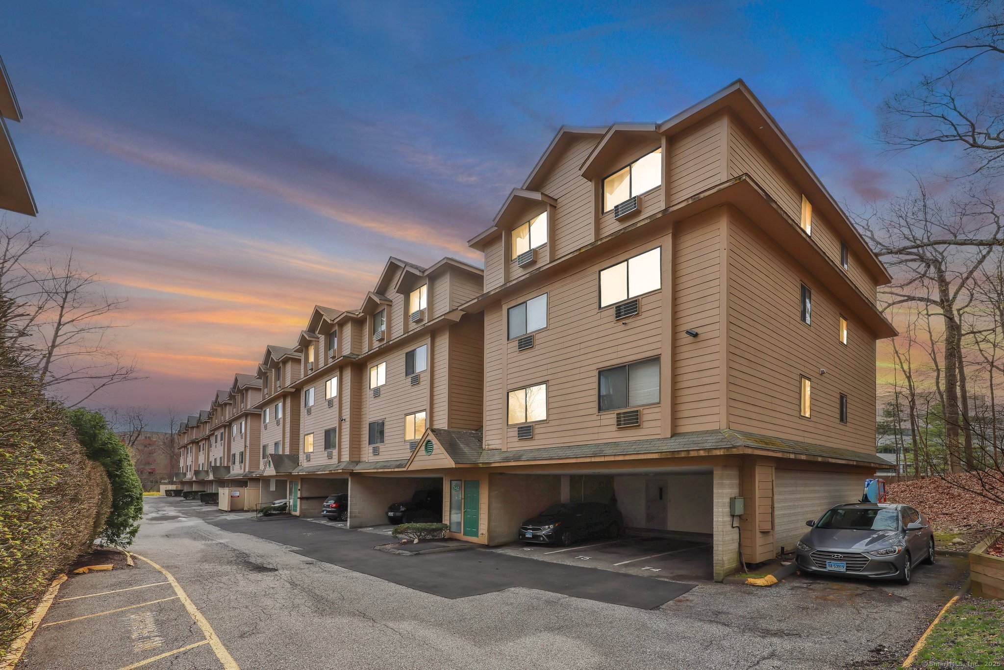97 Richards Avenue APT AA7