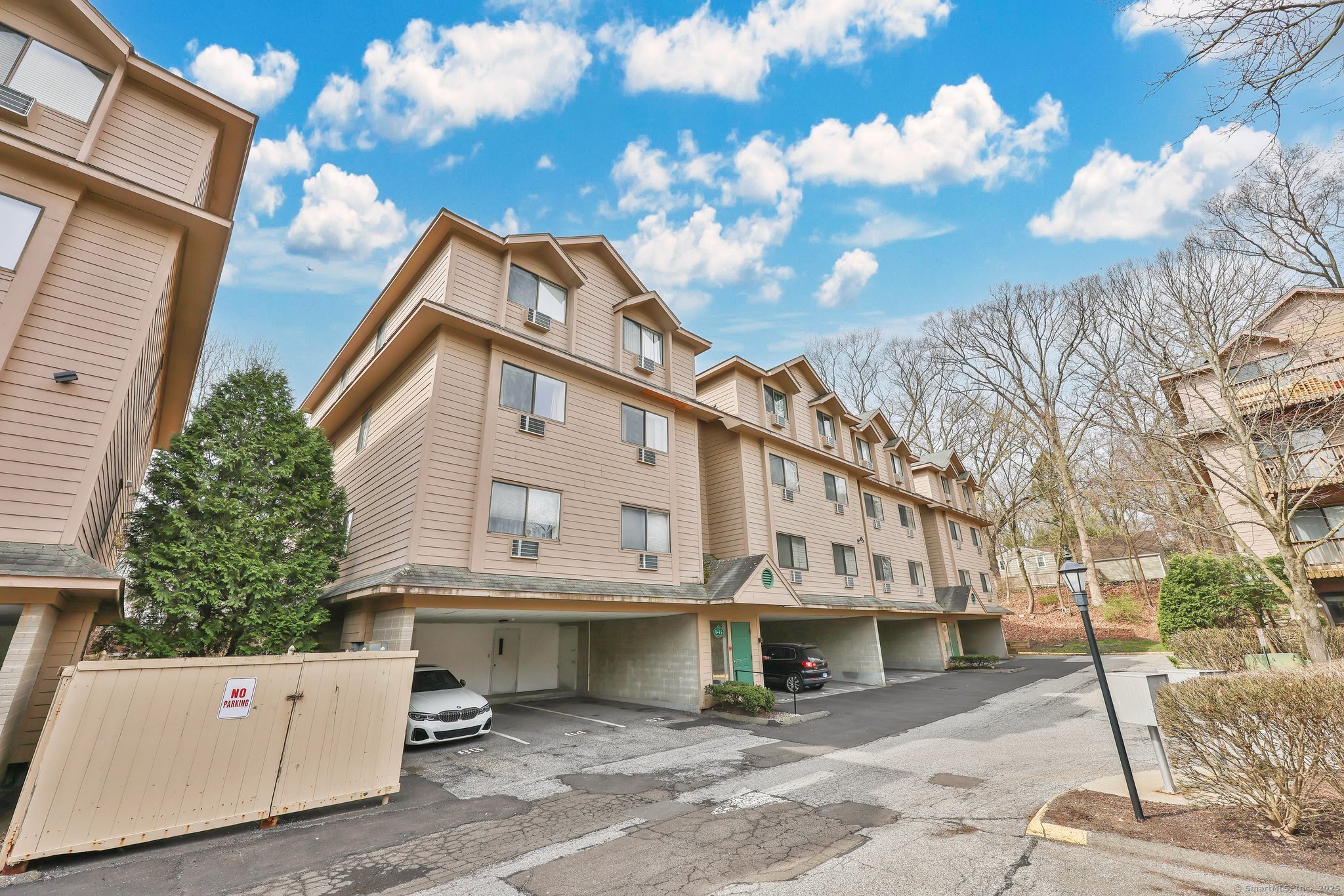 97 Richards Avenue APT AA7