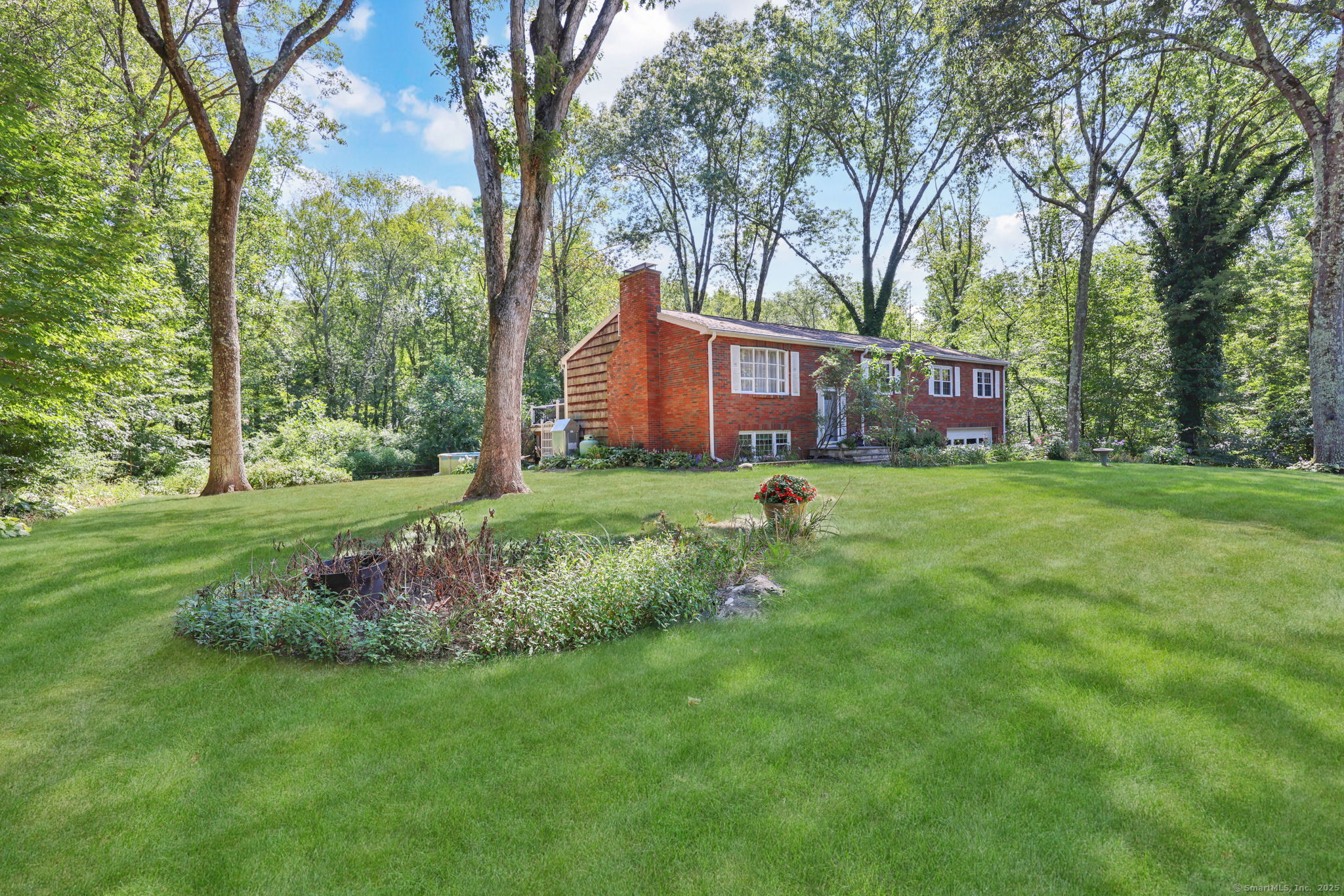 15 Hillside Lane