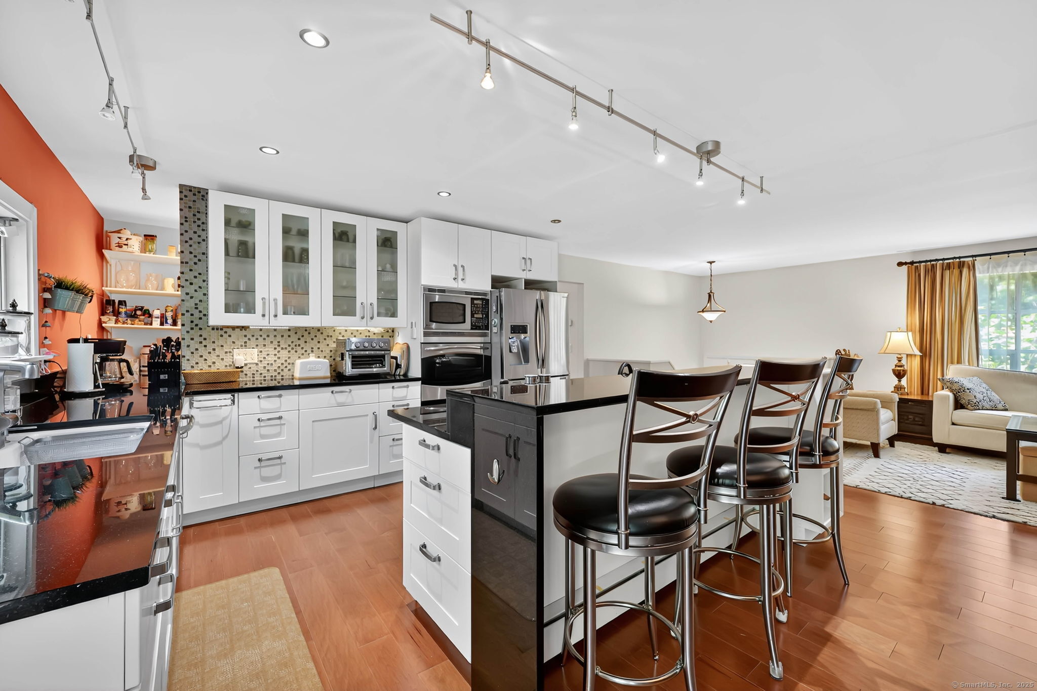 15 Hillside Lane