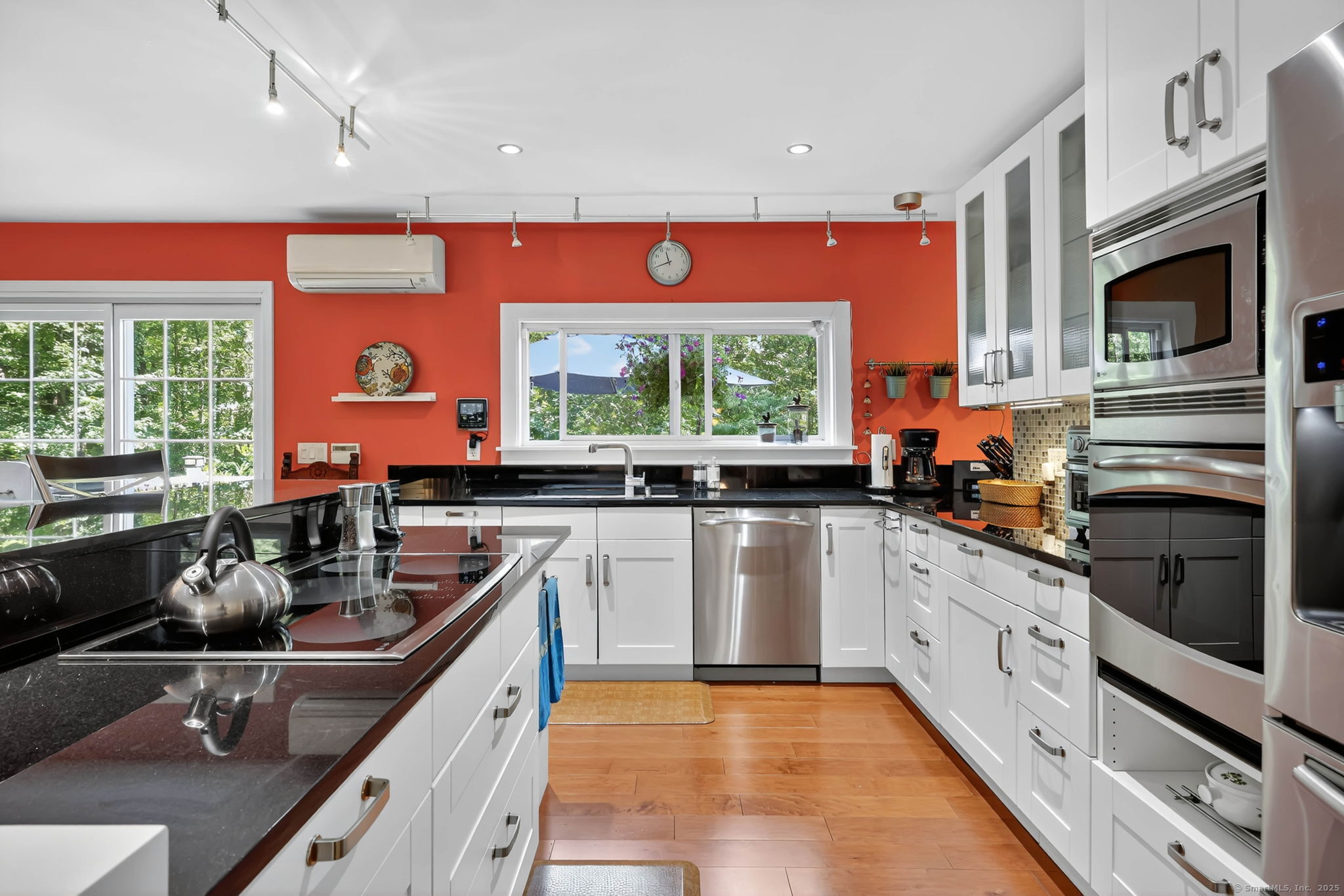 15 Hillside Lane