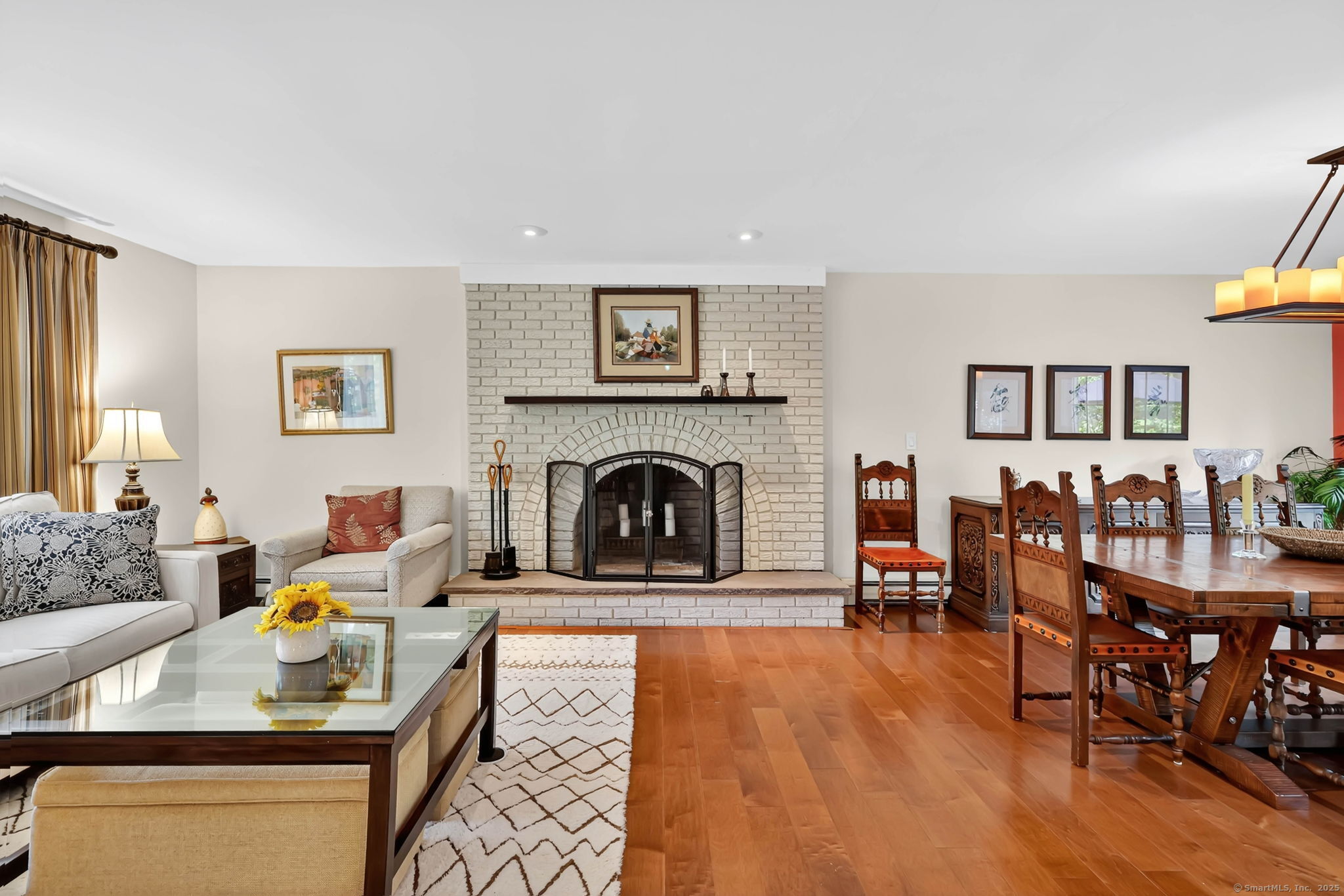 15 Hillside Lane