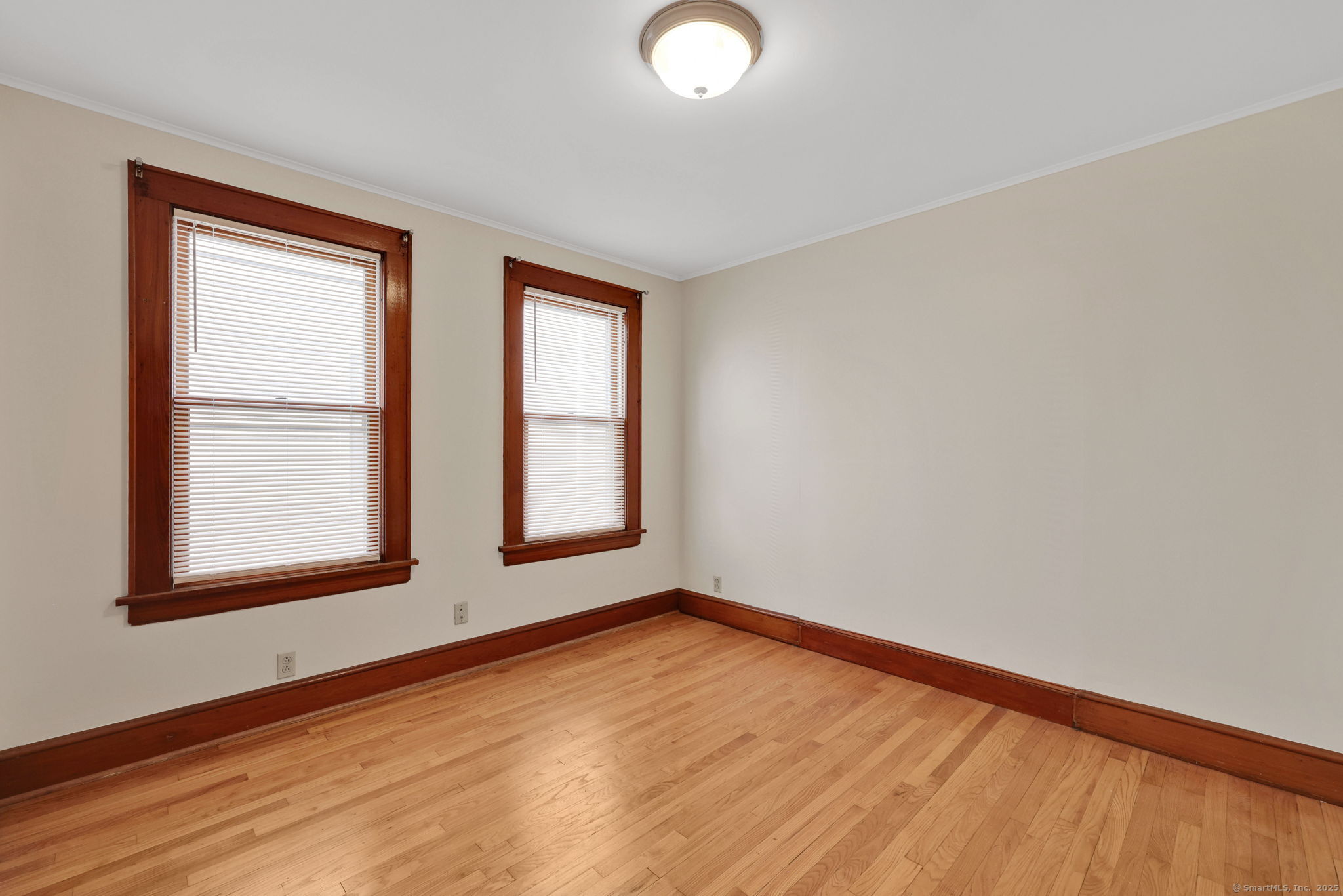 118 Burritt Avenue