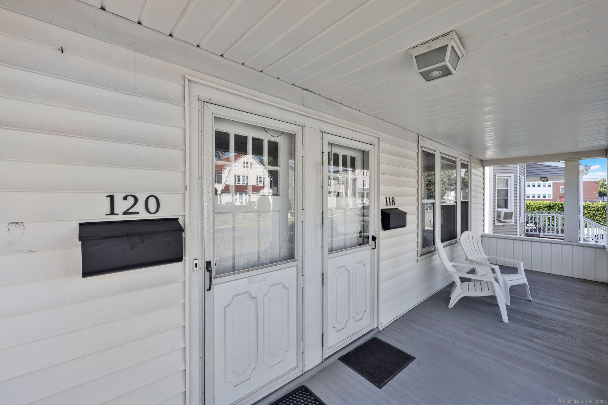 118 Burritt Avenue