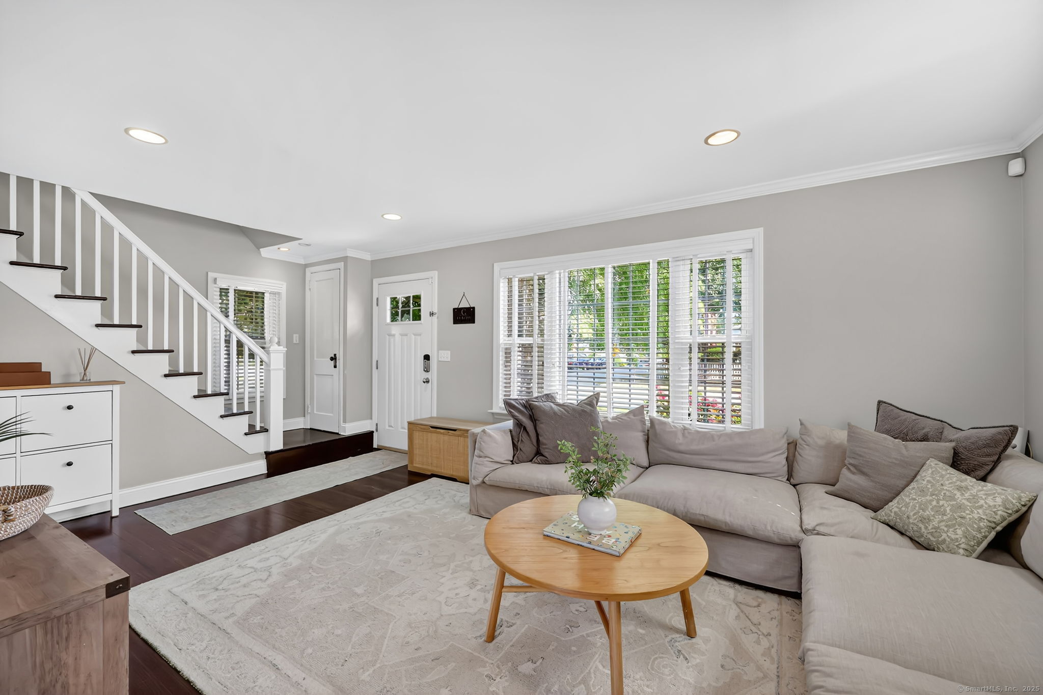 558 Riverside Drive