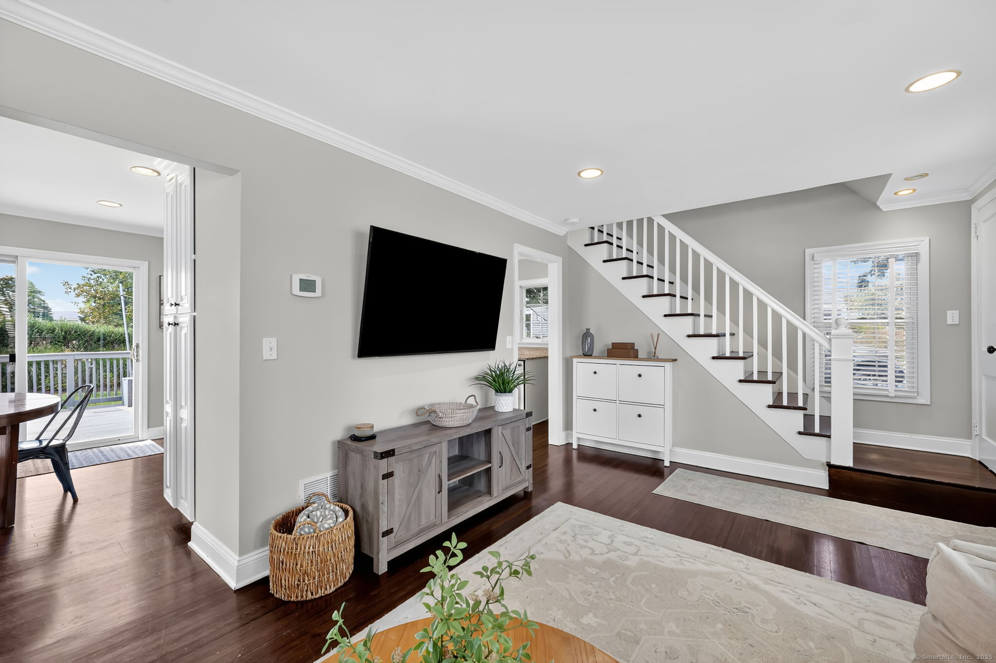 558 Riverside Drive