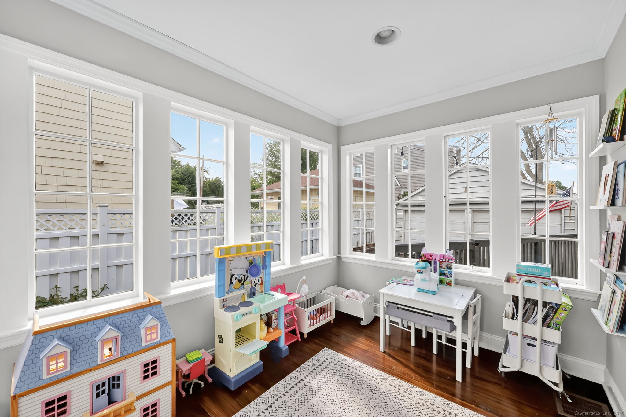 558 Riverside Drive