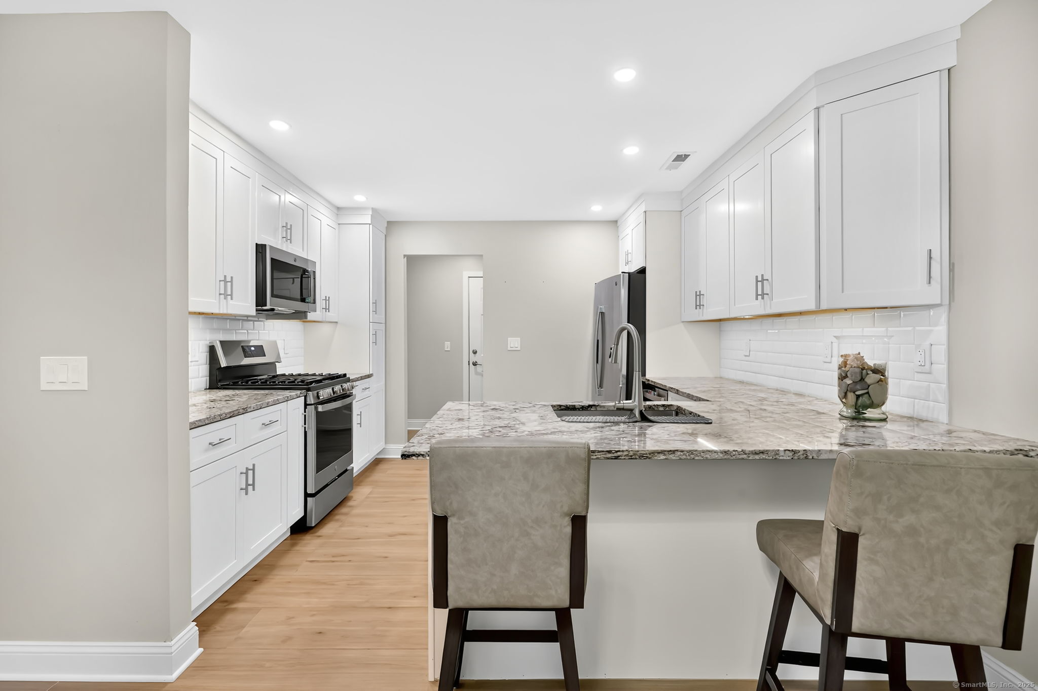 302 Fairmount Drive B